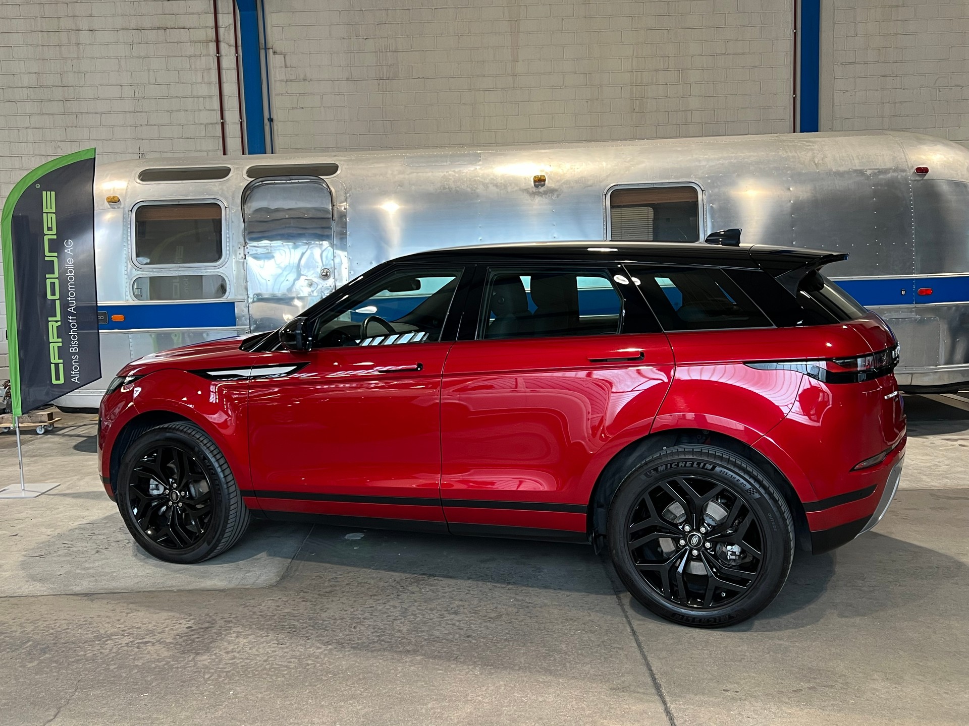 LAND ROVER Range Rover Evoque P 300 AT9-image-1