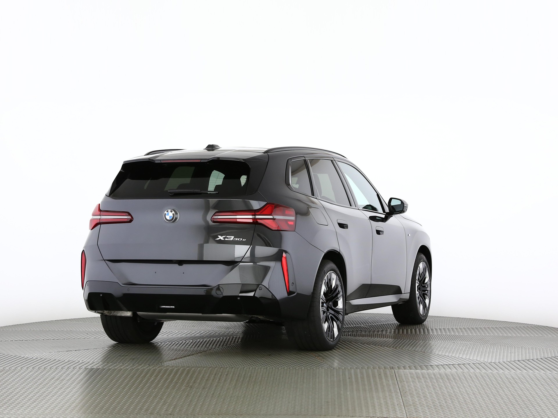 BMW X3 30e xDrive-image-1