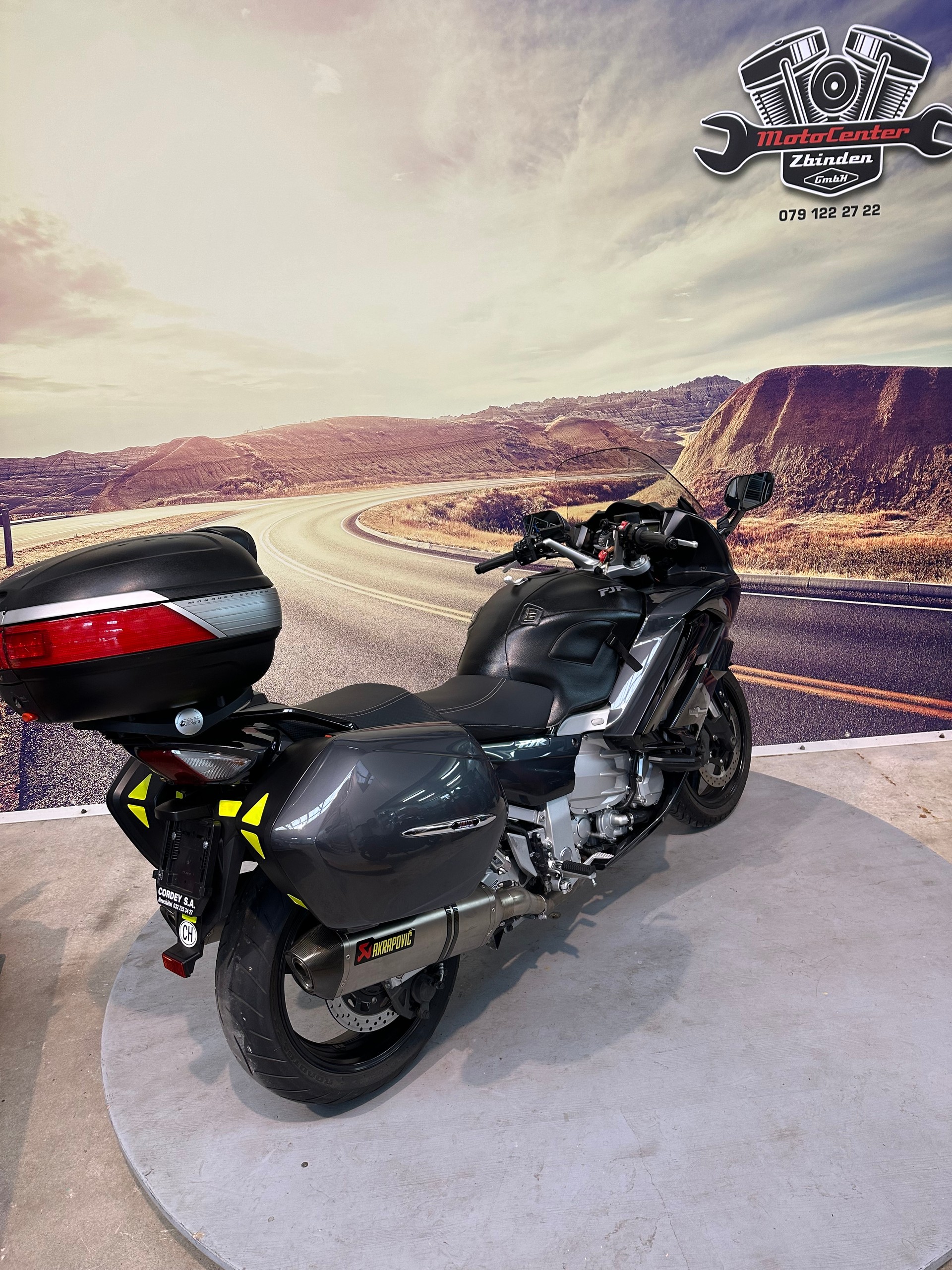 YAMAHA FJR 1300 AE ABS-image-6