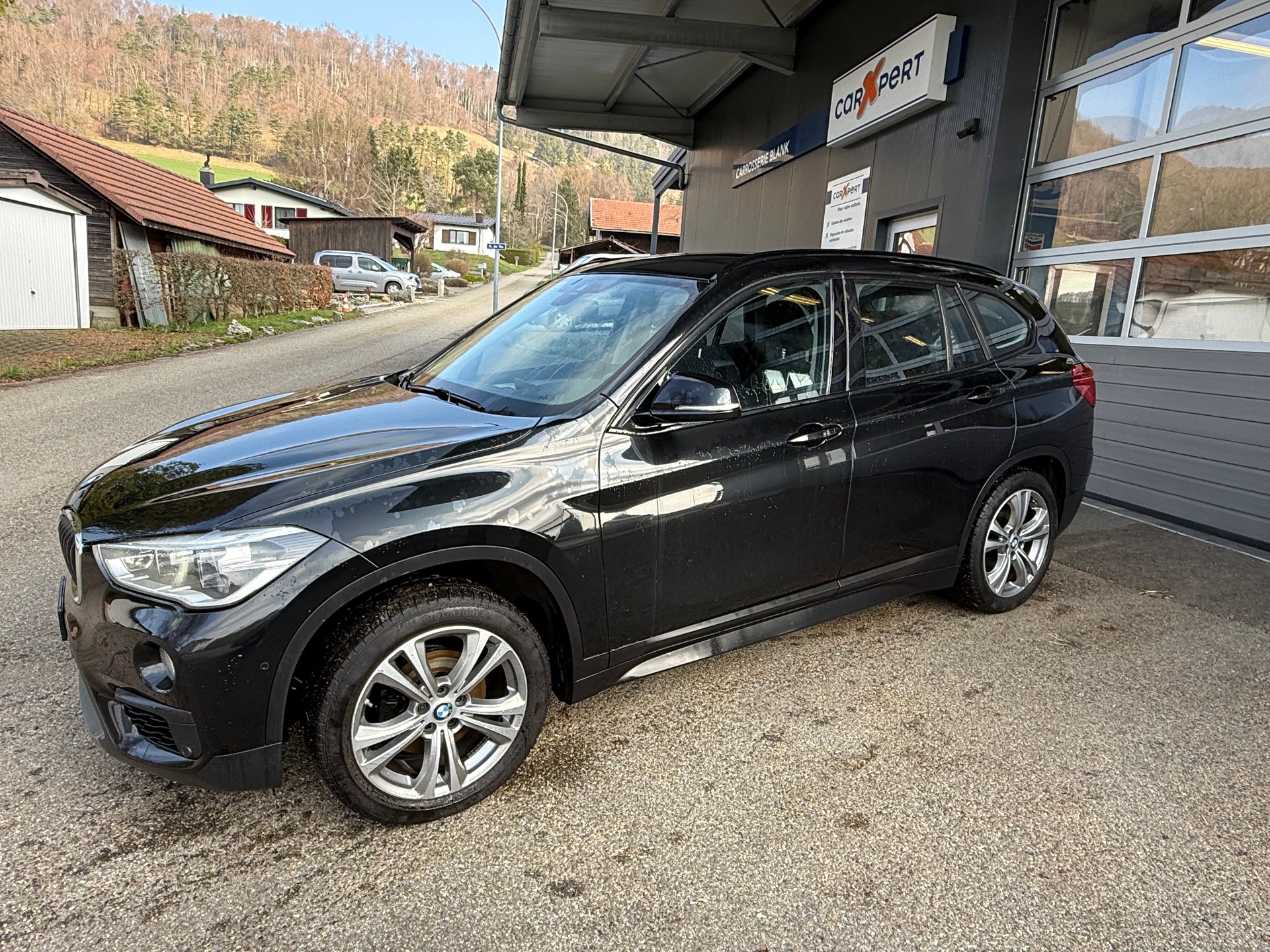 BMW X1 xDrive 18d M Sport VENDUE VERKAUFT-image-3