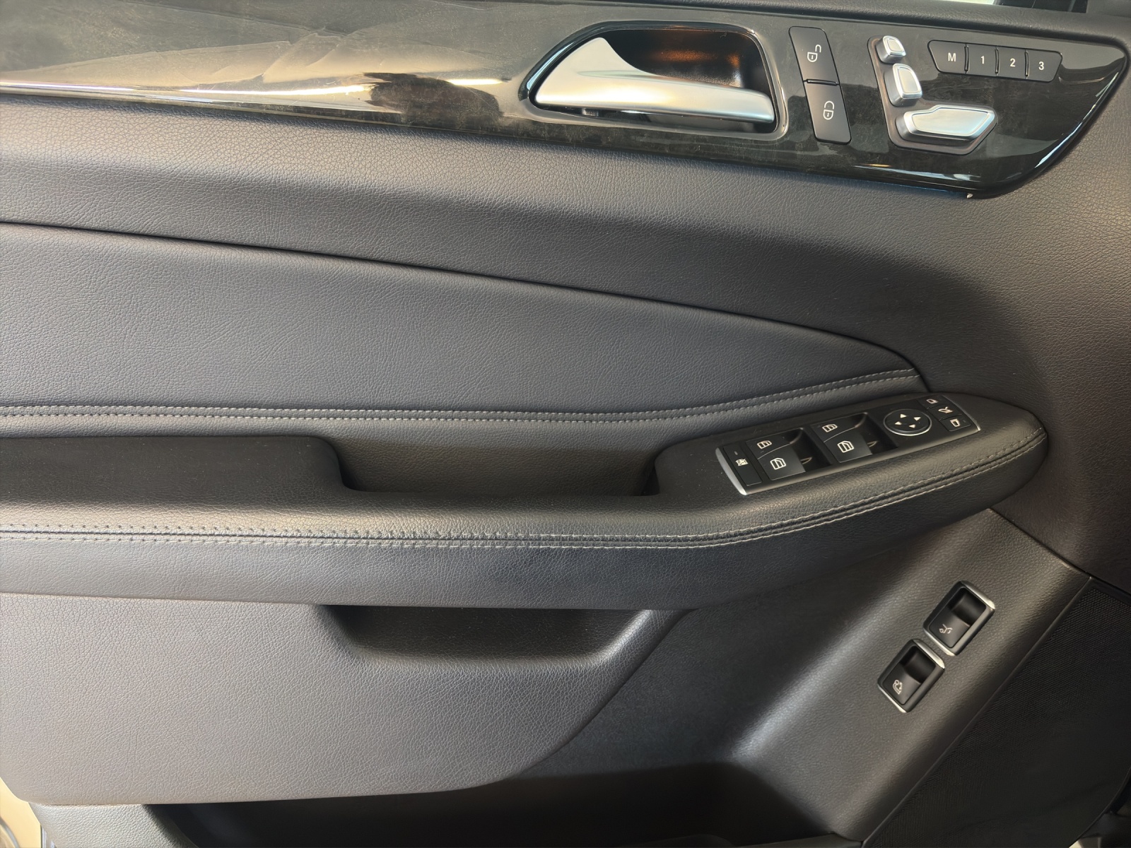 Image MERCEDES-BENZ GLE-250 GLE 250 d Executive 4M
