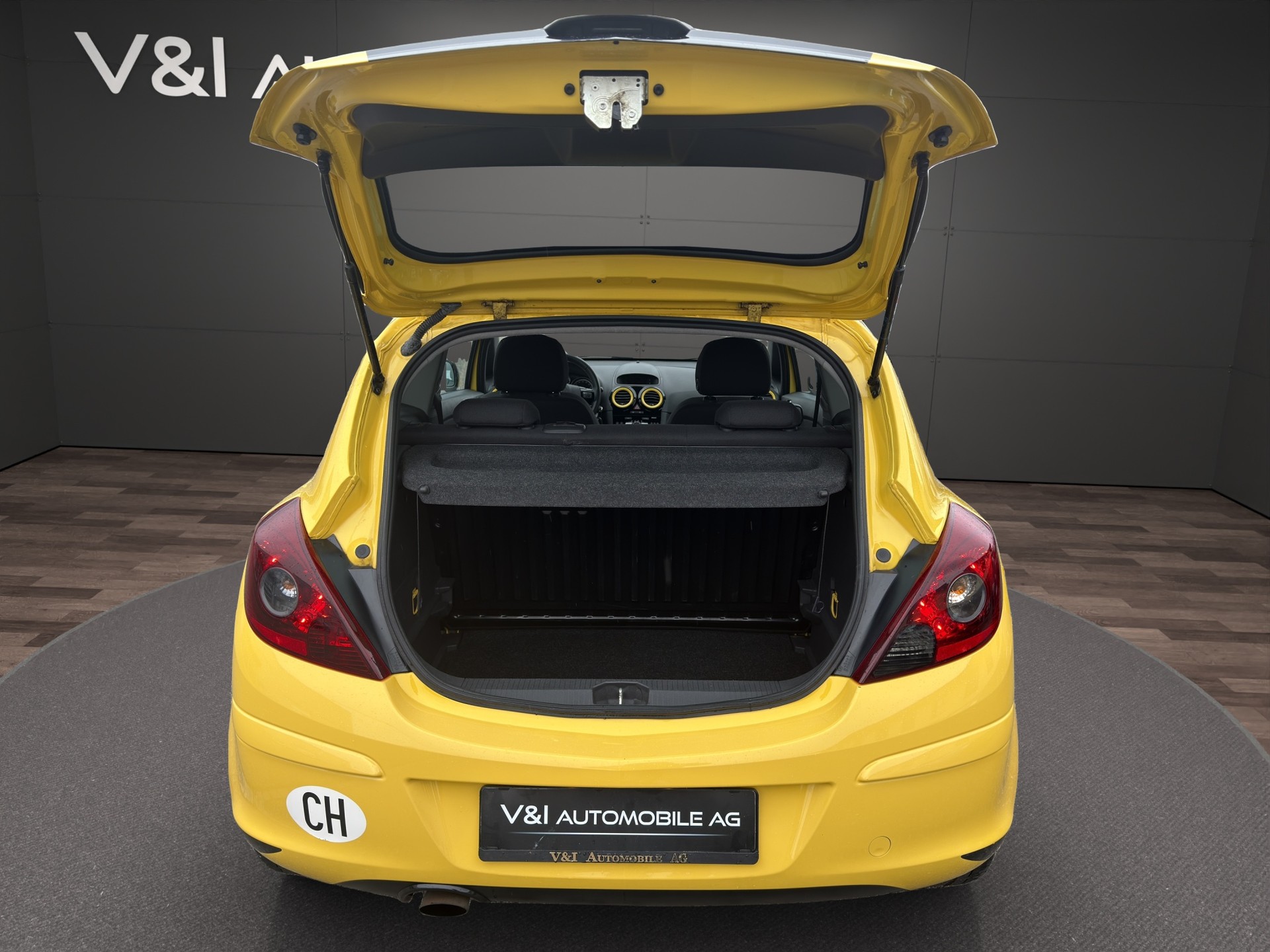 OPEL Corsa 1.4 TP Anniversary-image-23