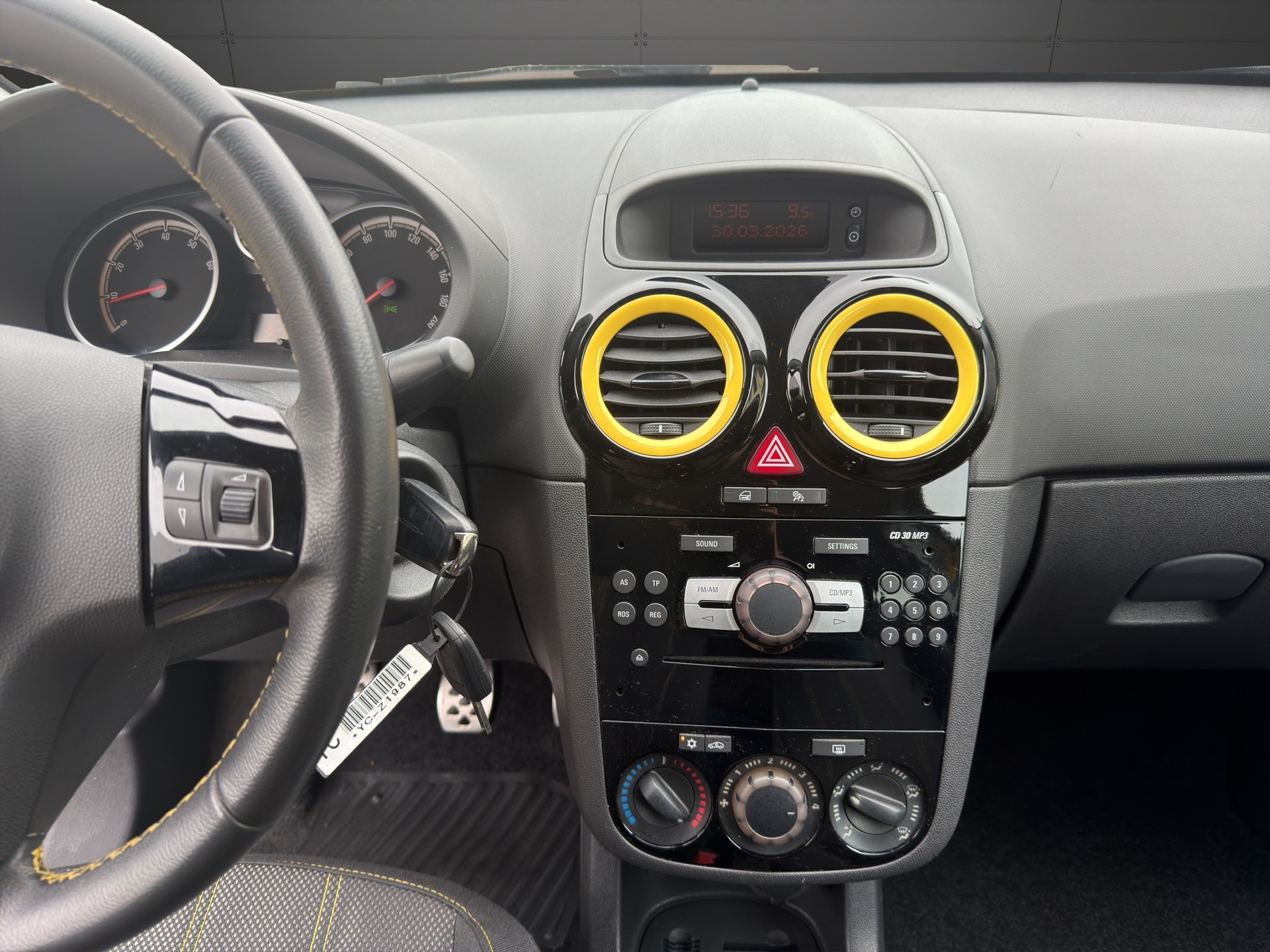 OPEL Corsa 1.4 TP Anniversary-image-13