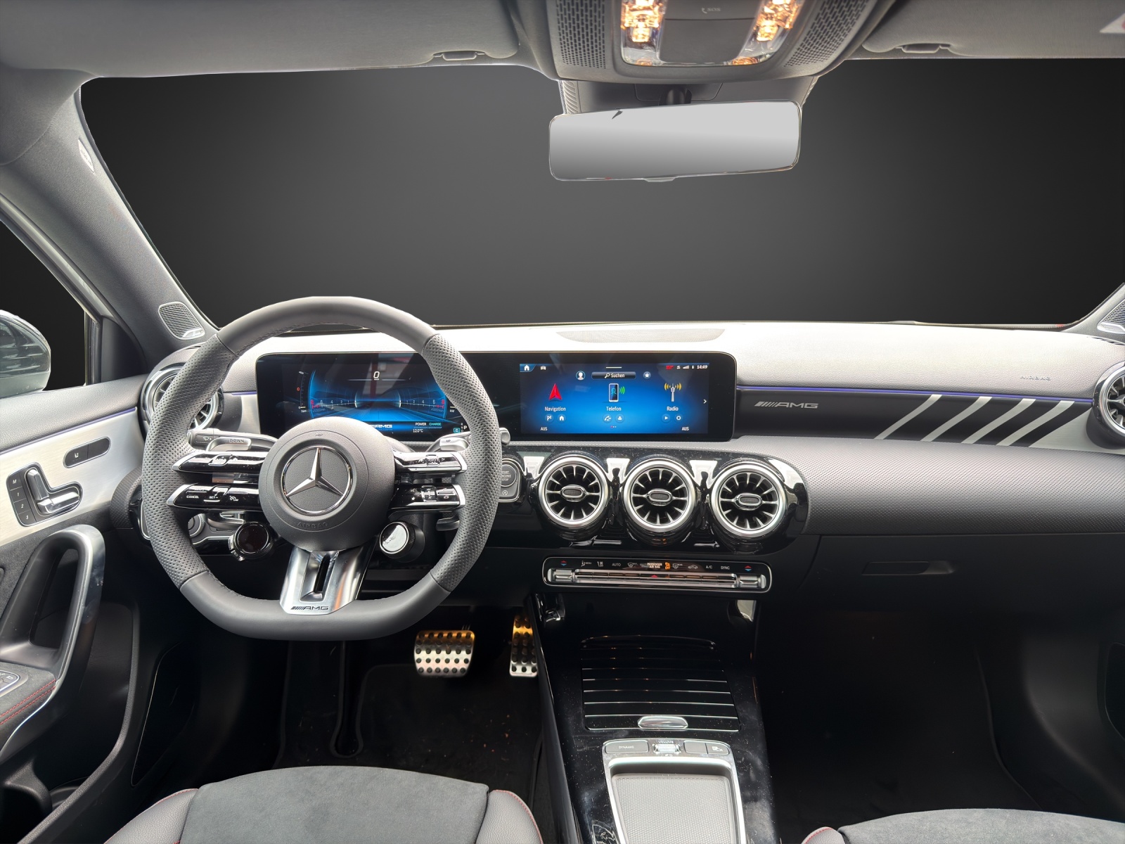 MERCEDES-BENZ A AMG 35 4Matic 8G-DCT-image-10