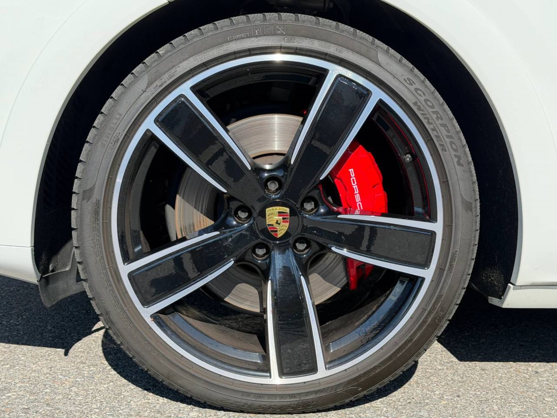PORSCHE Cayenne GTS (MY21)-image-10