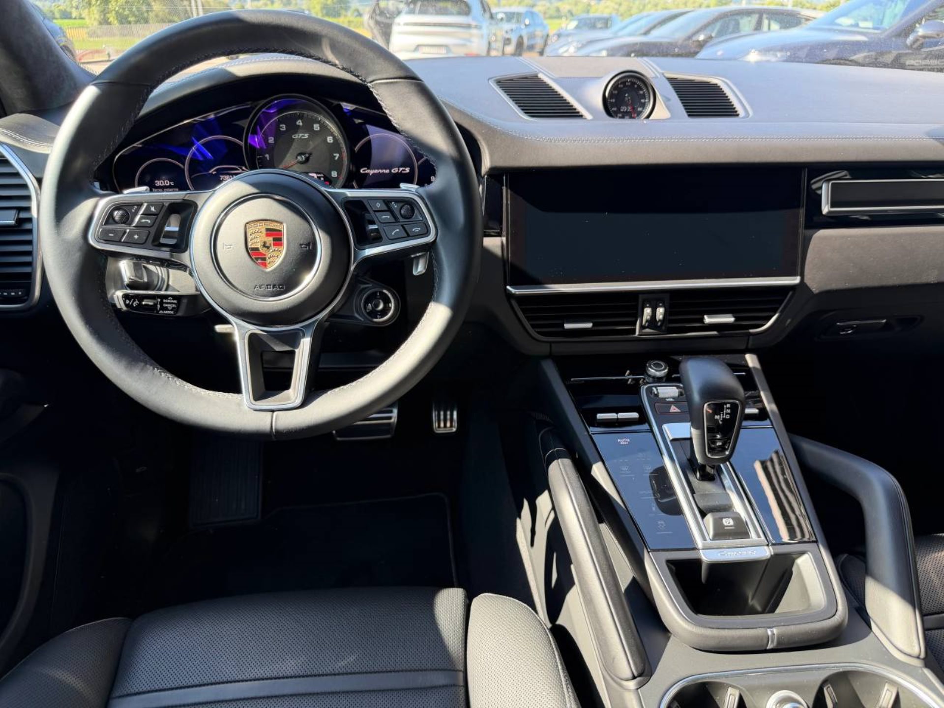 PORSCHE Cayenne GTS (MY21)-image-14