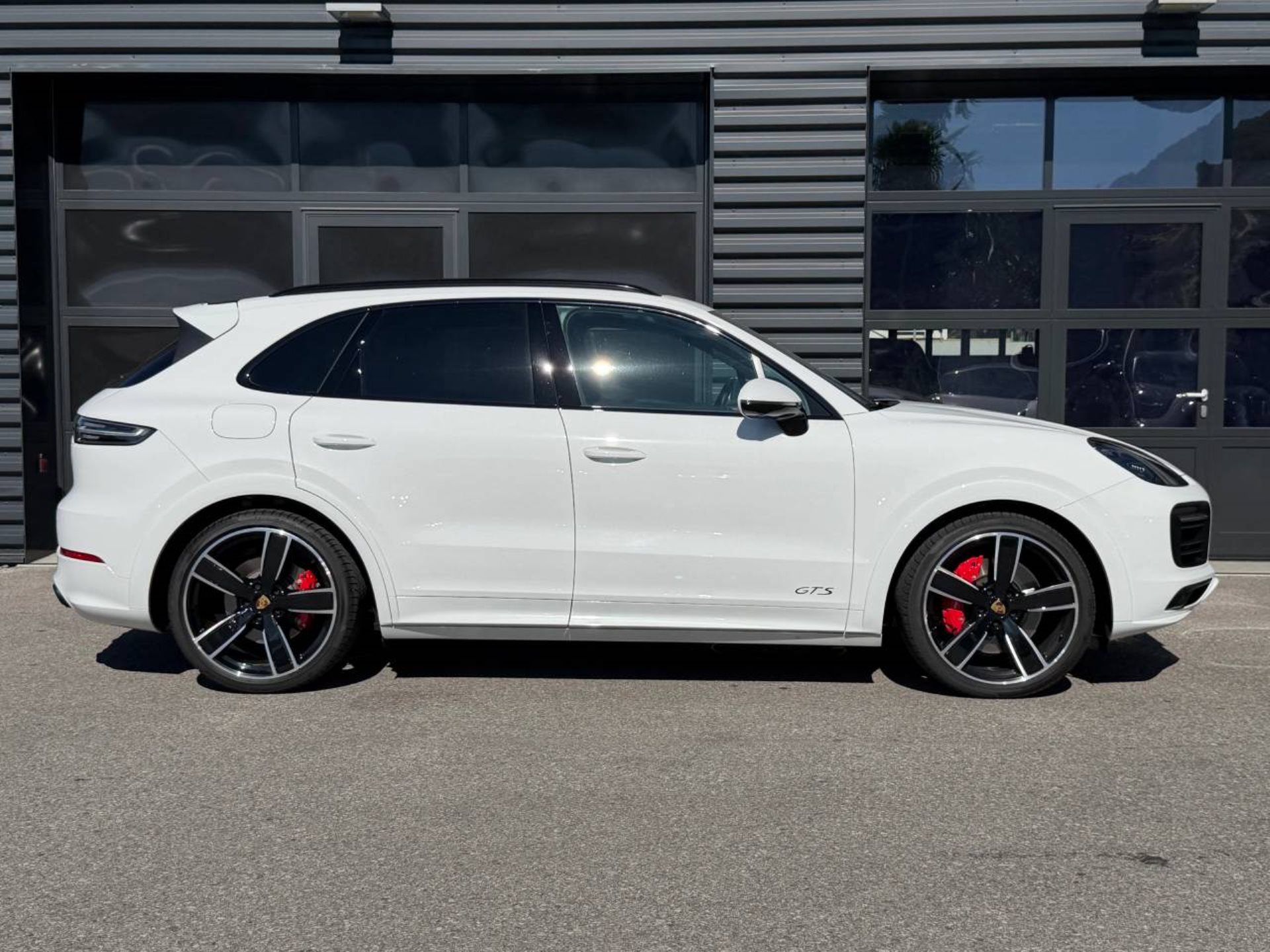PORSCHE Cayenne GTS (MY21)-image-7