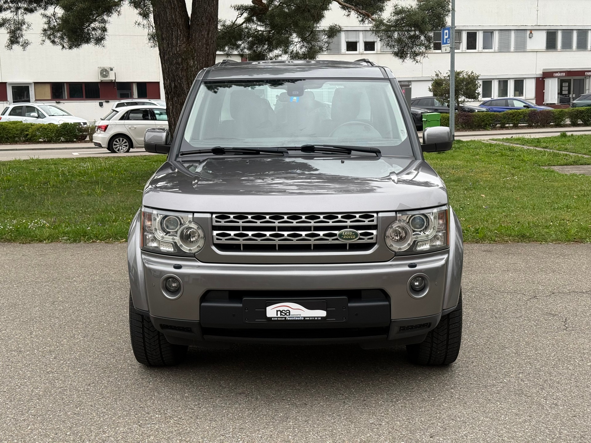 LAND ROVER Discovery 3.0 TDV6 HSE Automatic-image-0
