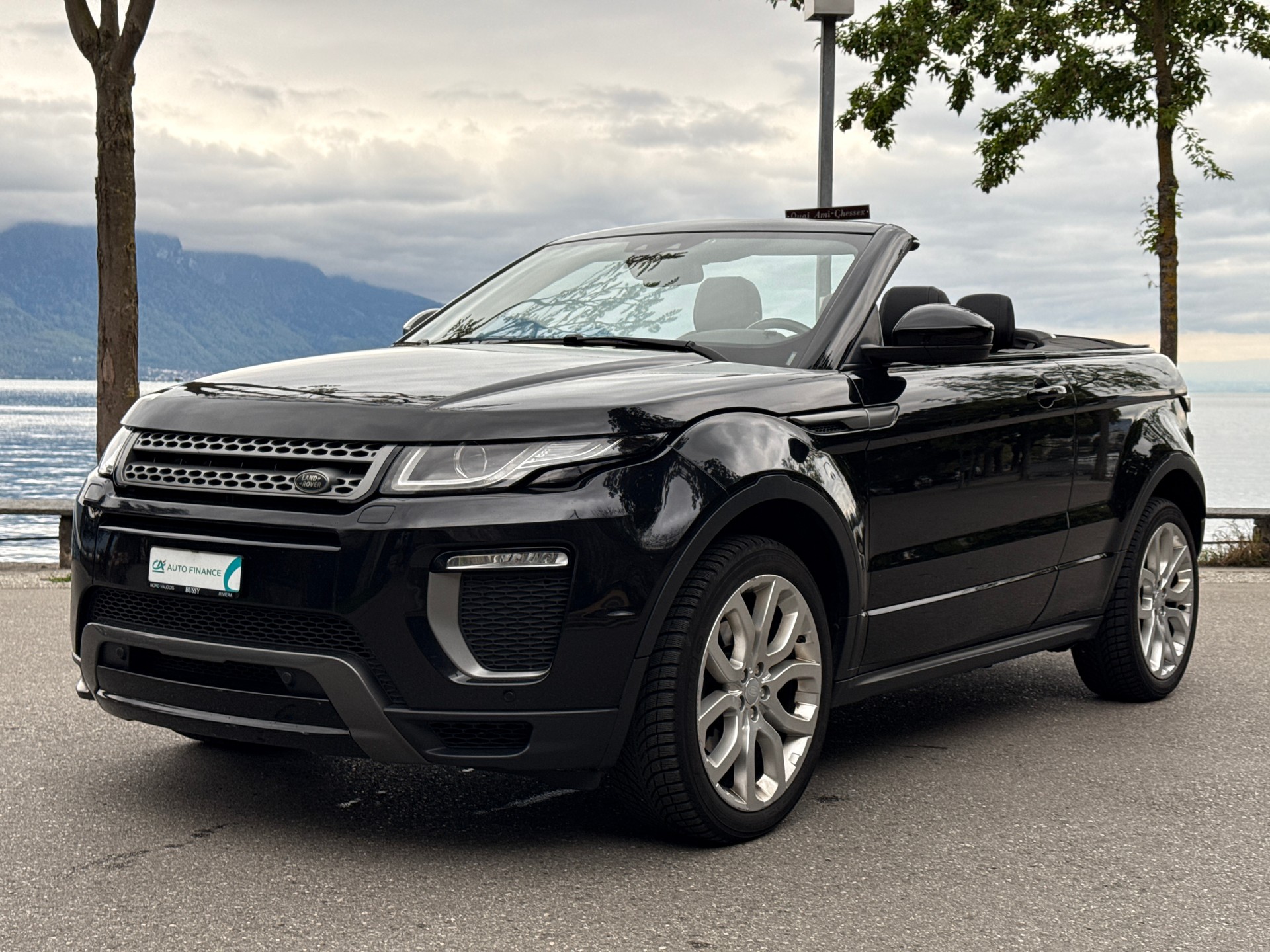 LAND ROVER Range Rover Evoque Convert. 2.0Si4 HSE Dynamic AT9-image-3