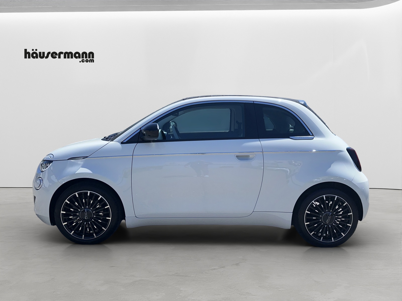 FIAT 500 Cabrio 1.0 Hybrid La Prima-image-2