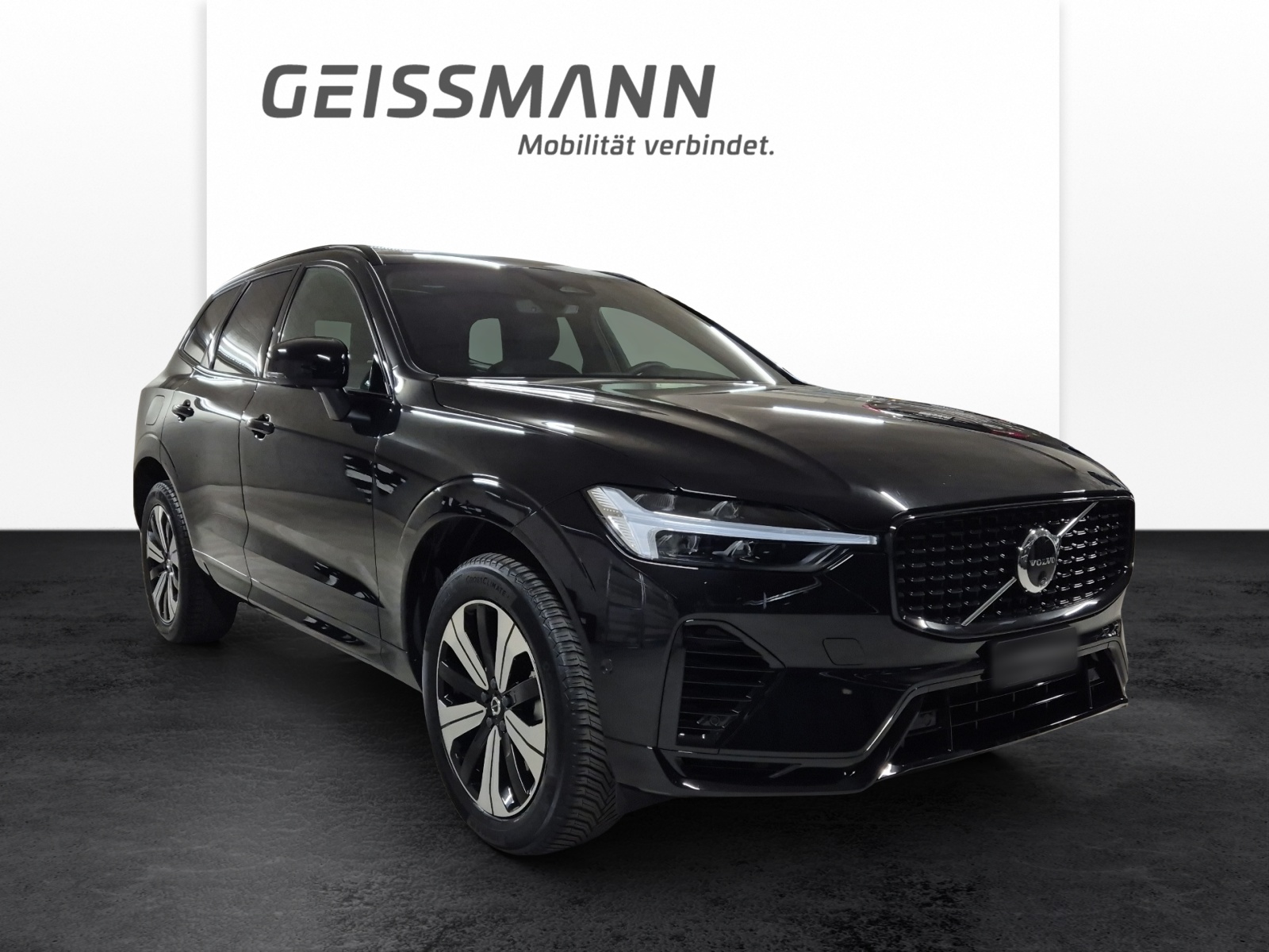 VOLVO XC60 2.0 T8 TE Plus Dark eAWD-showroom-element-1