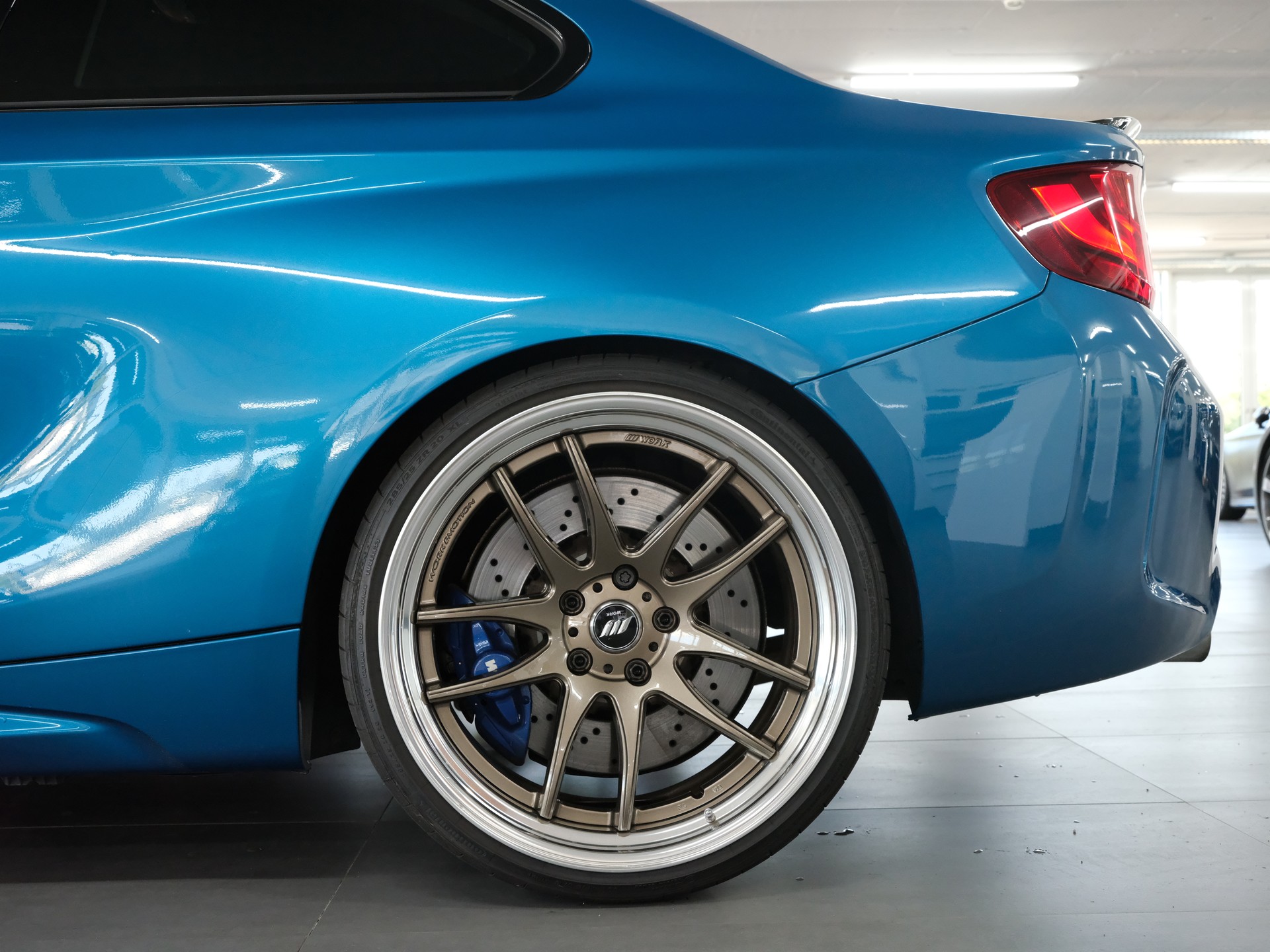 BMW M2 Drivelogic *Performance Abgassanlage* *KW Fahrwerk* *Individual*-image-14