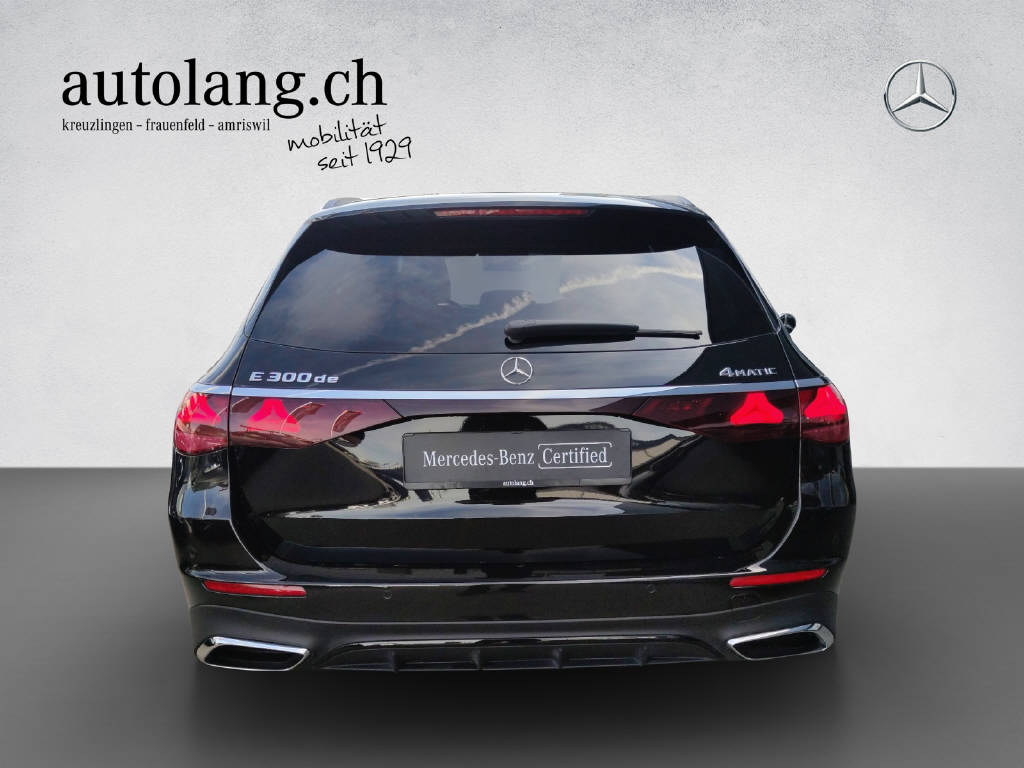 MERCEDES-BENZ E 300 de AMG Line 4Matic T-Modell-image-16