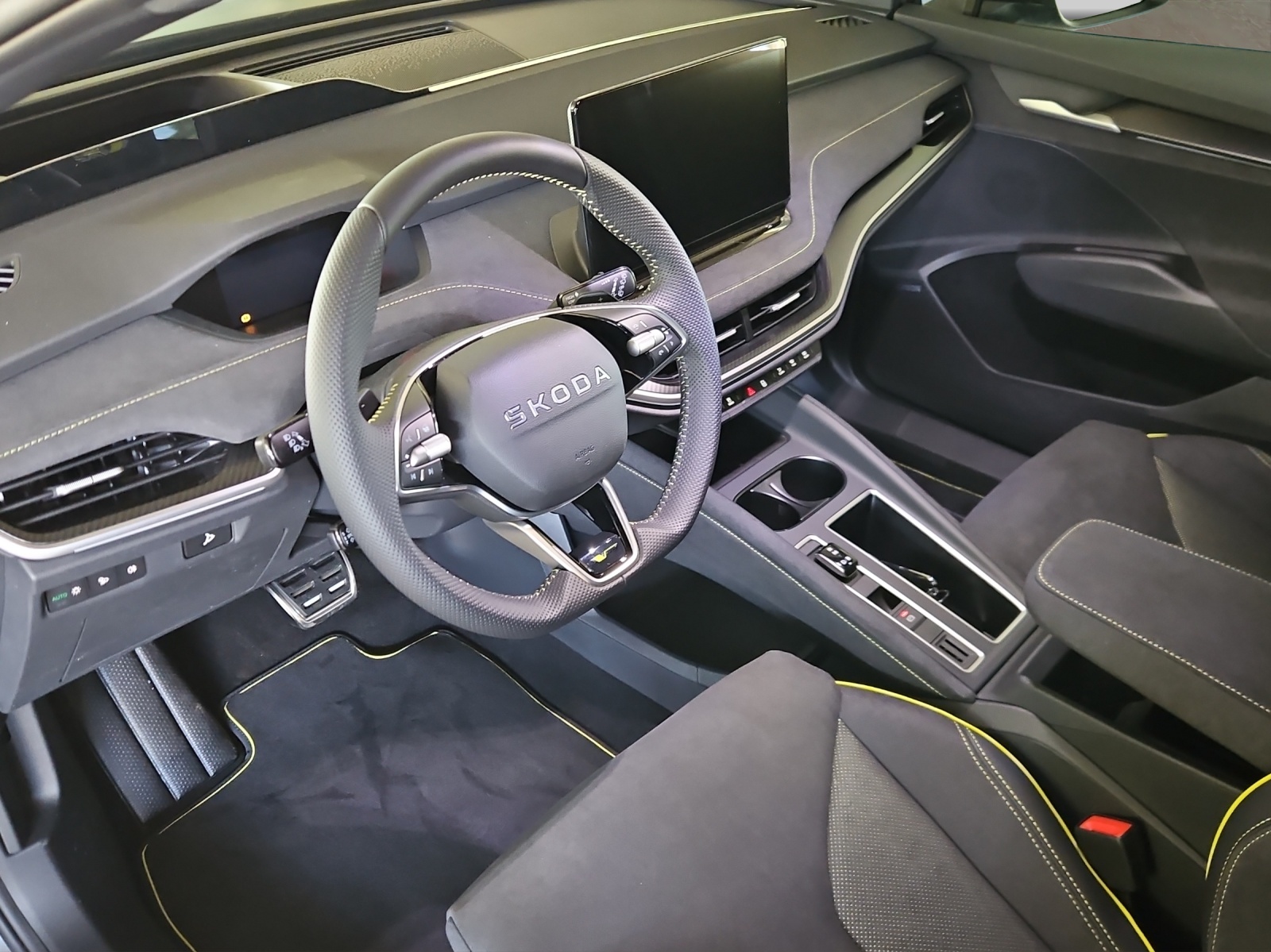 SKODA Elroq RS Matt Edition 4x4-image-6