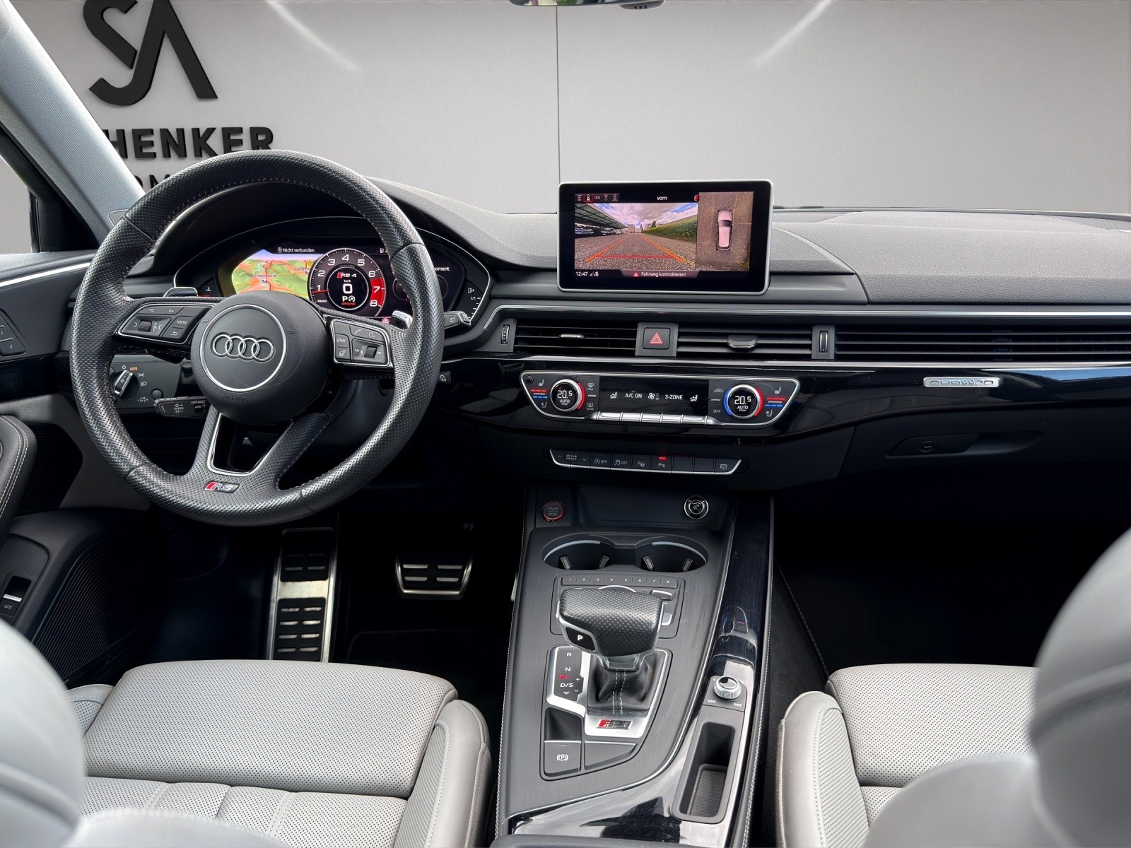 AUDI RS4 Avant 2.9 TFSI quattro tiptronic-image-13