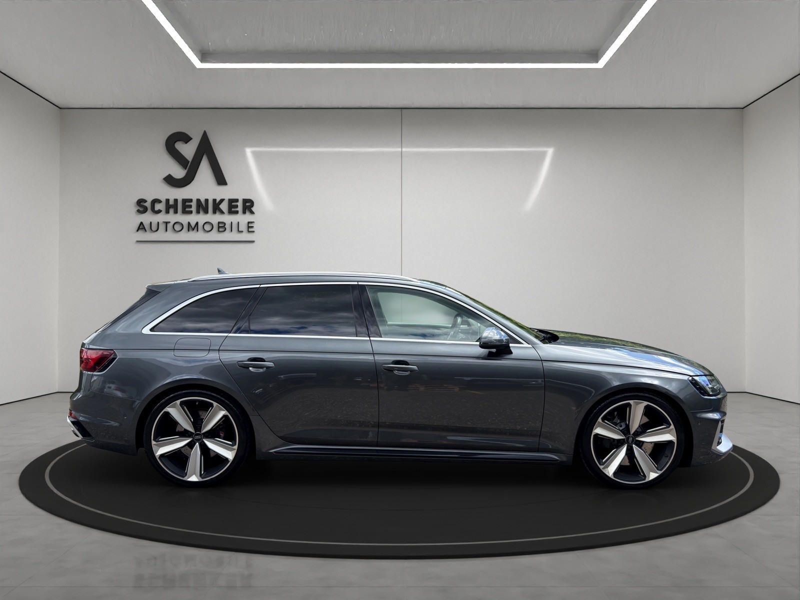 AUDI RS4 Avant 2.9 TFSI quattro tiptronic-image-5