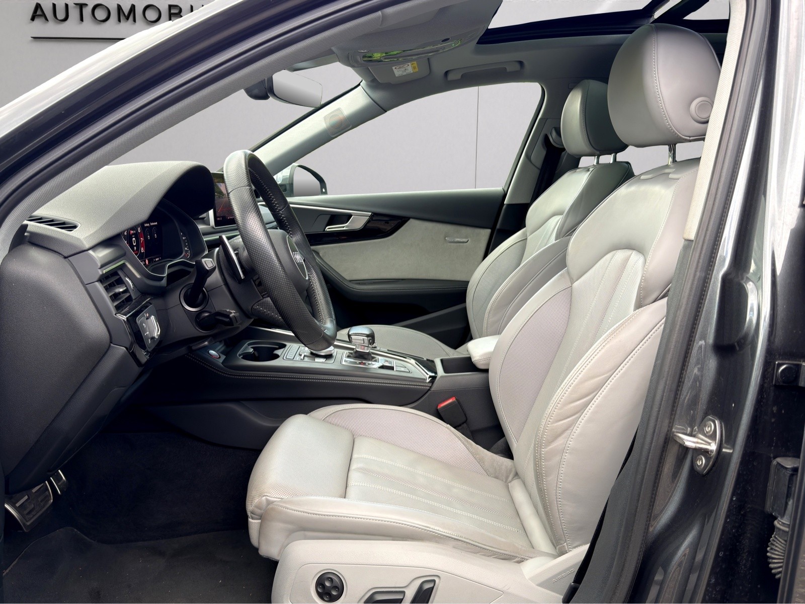 AUDI RS4 Avant 2.9 TFSI quattro tiptronic-image-8