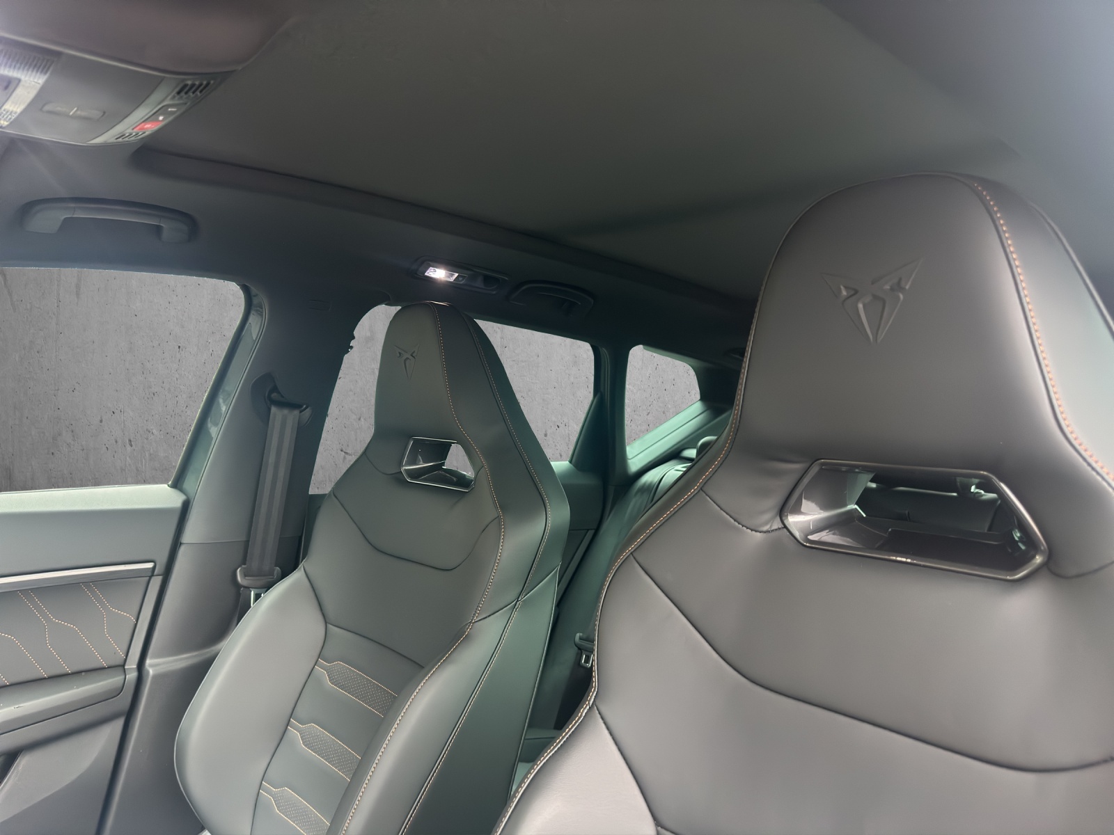 CUPRA Ateca 2.0TSI VZ 4Drive DSG "UMBAU"-image-11