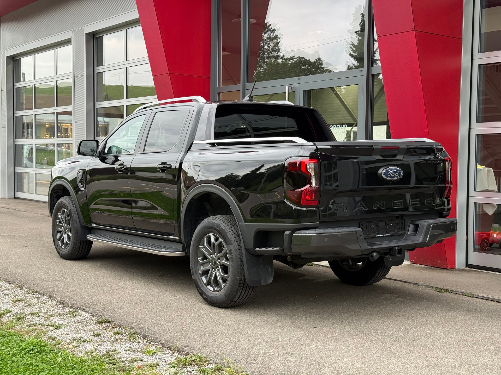 FORD Ranger Wildtrak 2.0 Eco Blue e-4WD Automat LEASING AB 734.67 CHF / MONAT-image-2