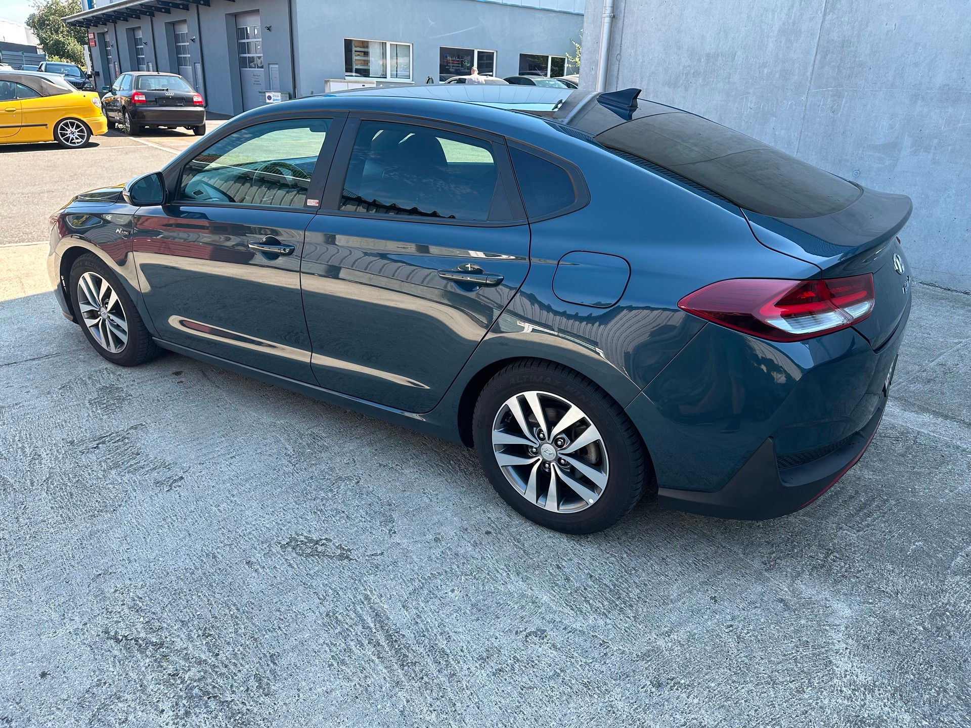 HYUNDAI i30 Fastback 1.5 T-GDi N Line 48V MH iMT-image-6