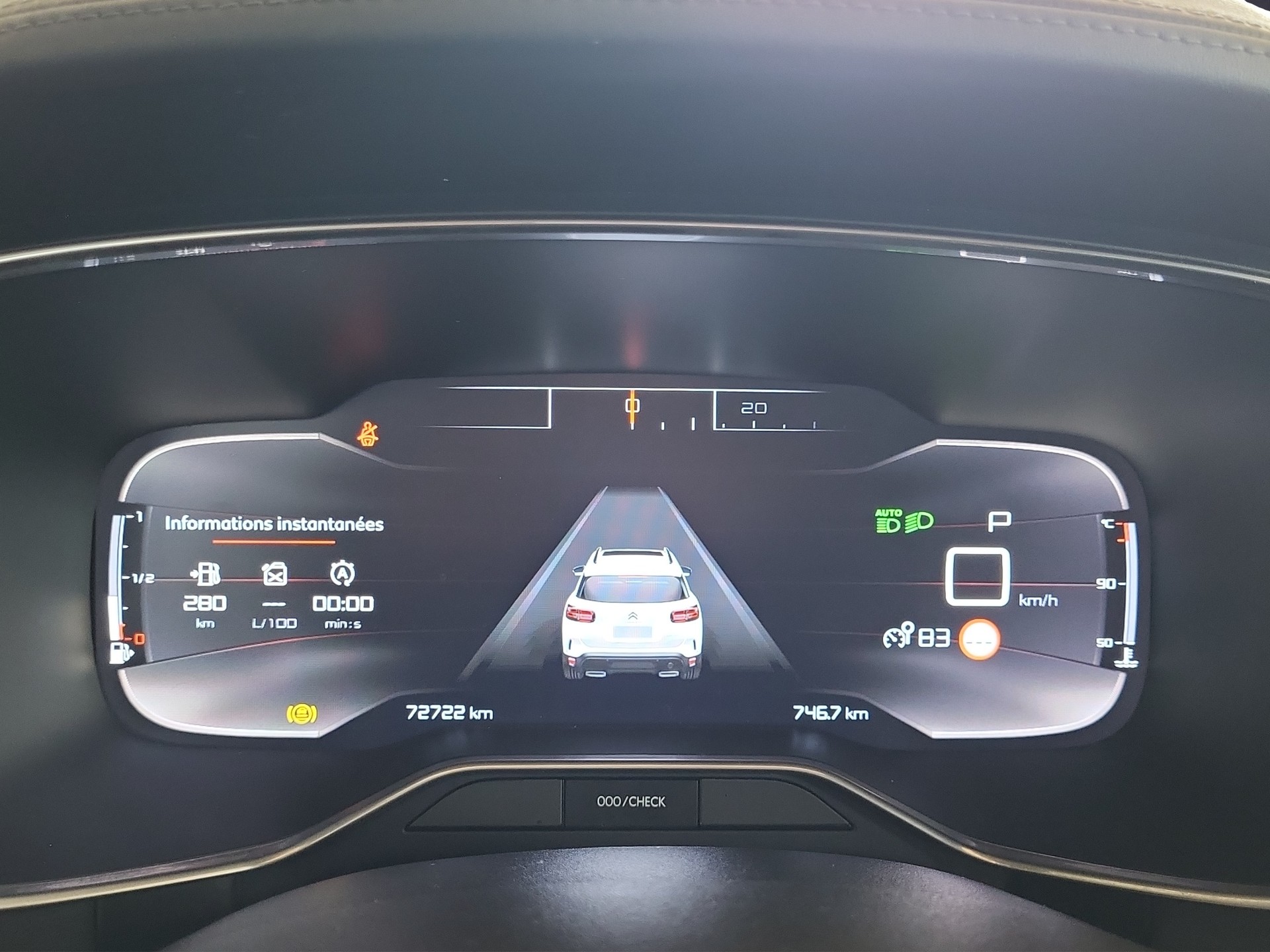 CITROEN C5 Aircross 2.0 BlueHDi Shine-image-7
