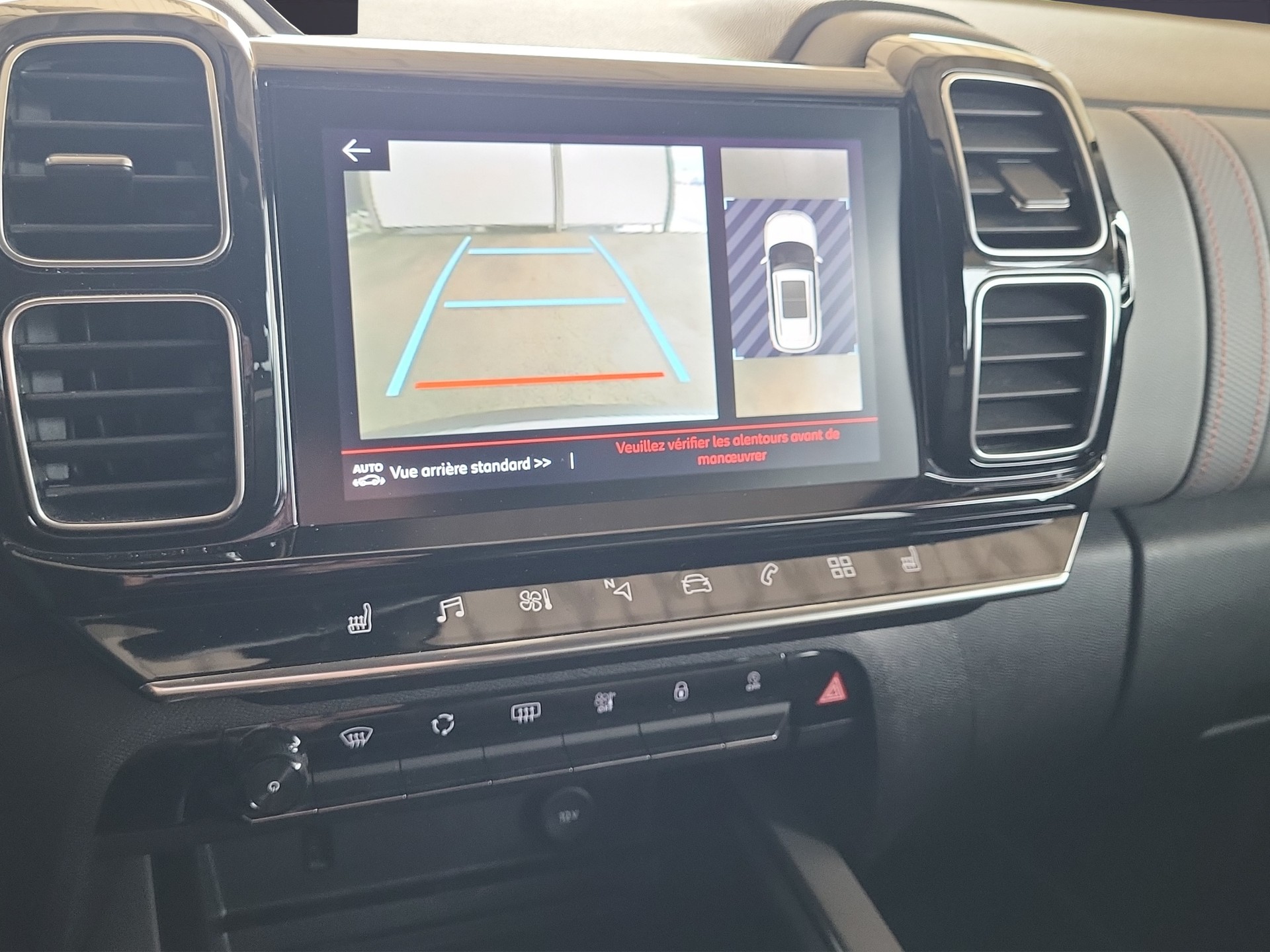CITROEN C5 Aircross 2.0 BlueHDi Shine-image-8