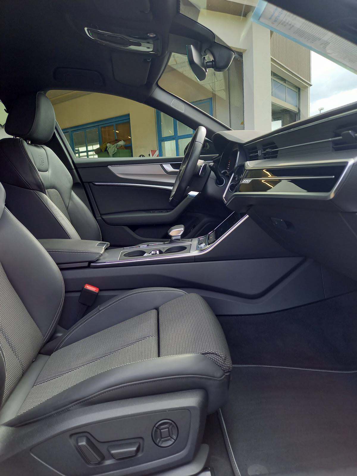 AUDI A6 Avant 40 TDI Sport quattro S-tronic **S-LINE**-image-9