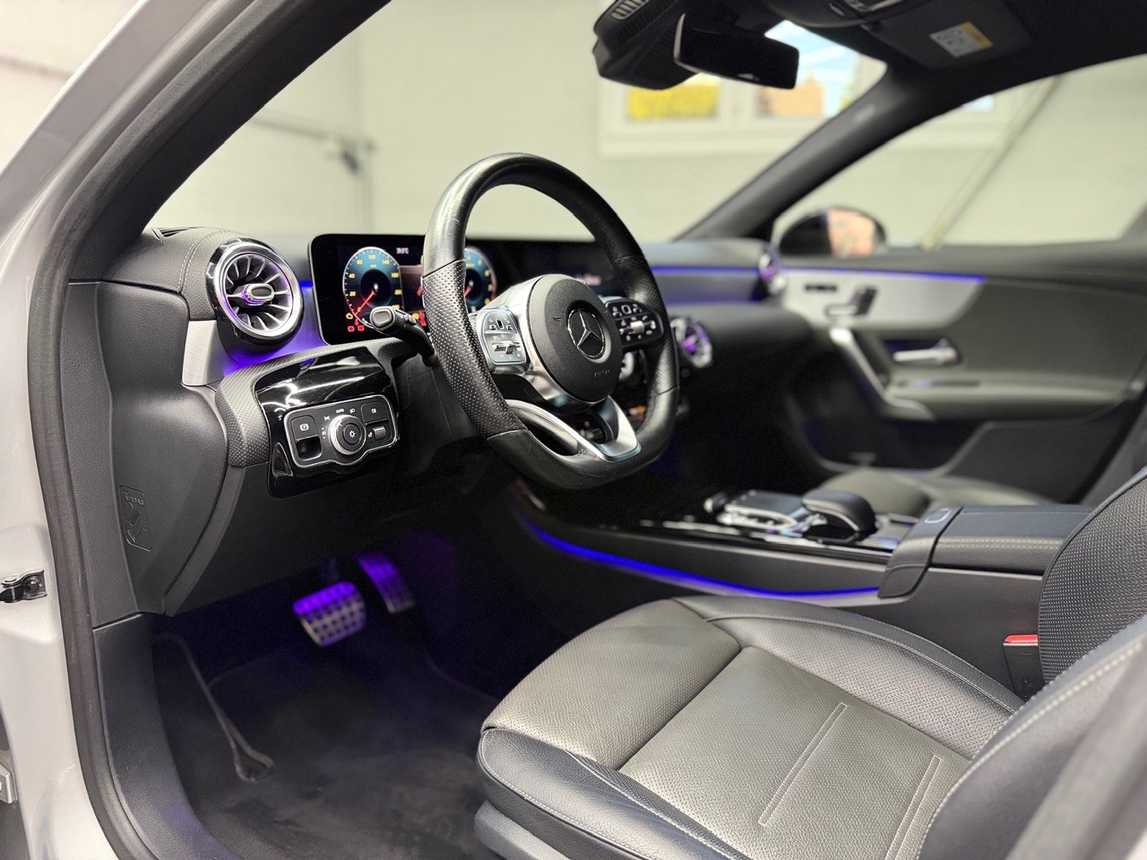 MERCEDES-BENZ A 250 4Matic AMG Line 4Matic 7G-DCT | 360° Kamera | ACC | Virtual Cockpit| Ambientebeleuchtung | Head-Up Display-image-10