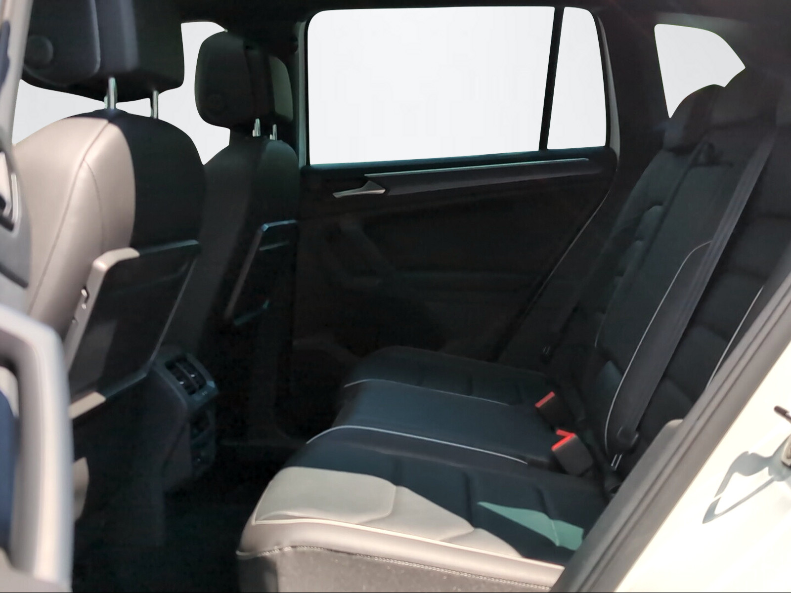 VW TIGUAN 2.0 TSI HIGHLINE DSG-image-11