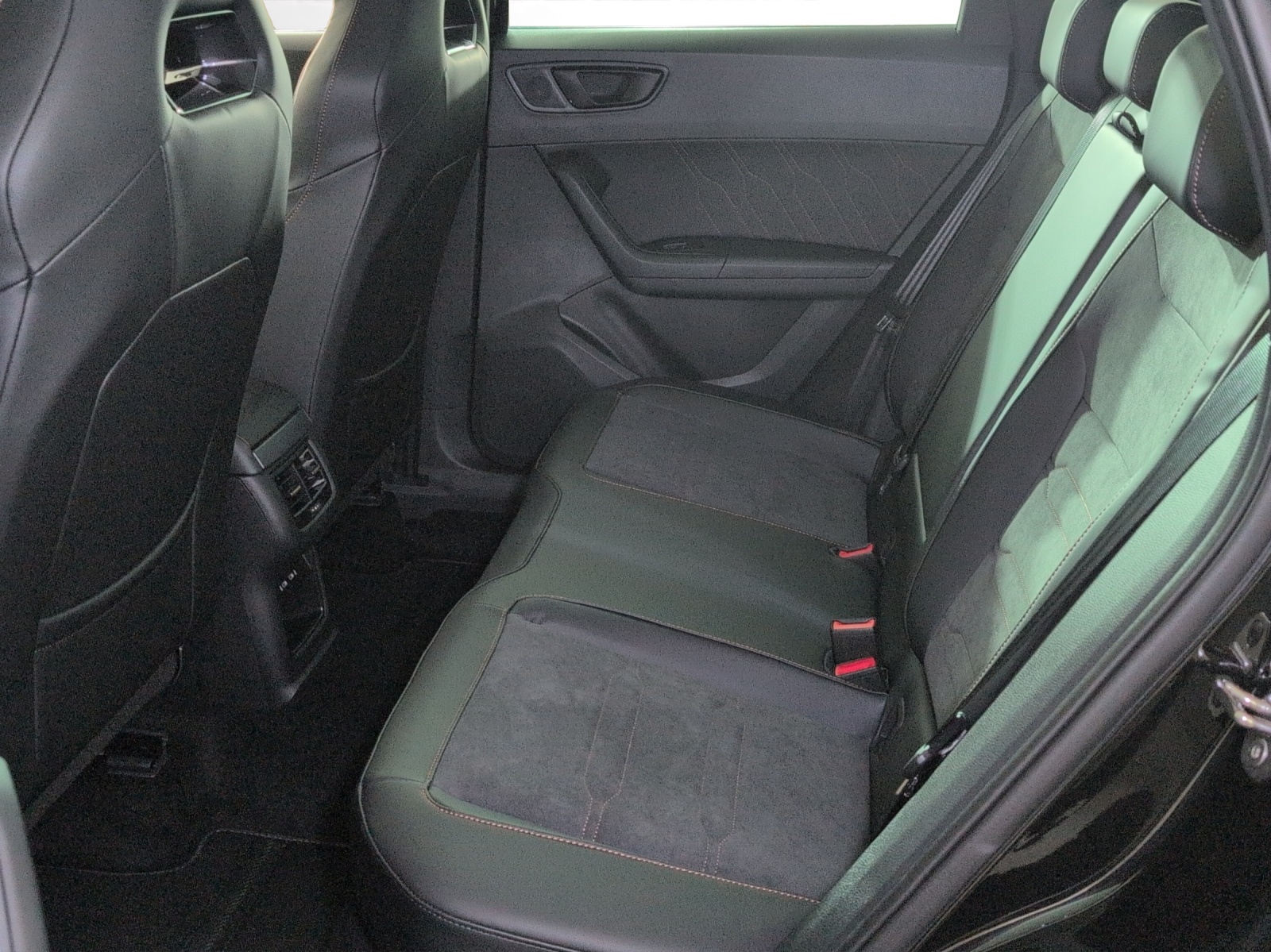 CUPRA Ateca 2.0TSI Inicio 4Drive DSG-image-8