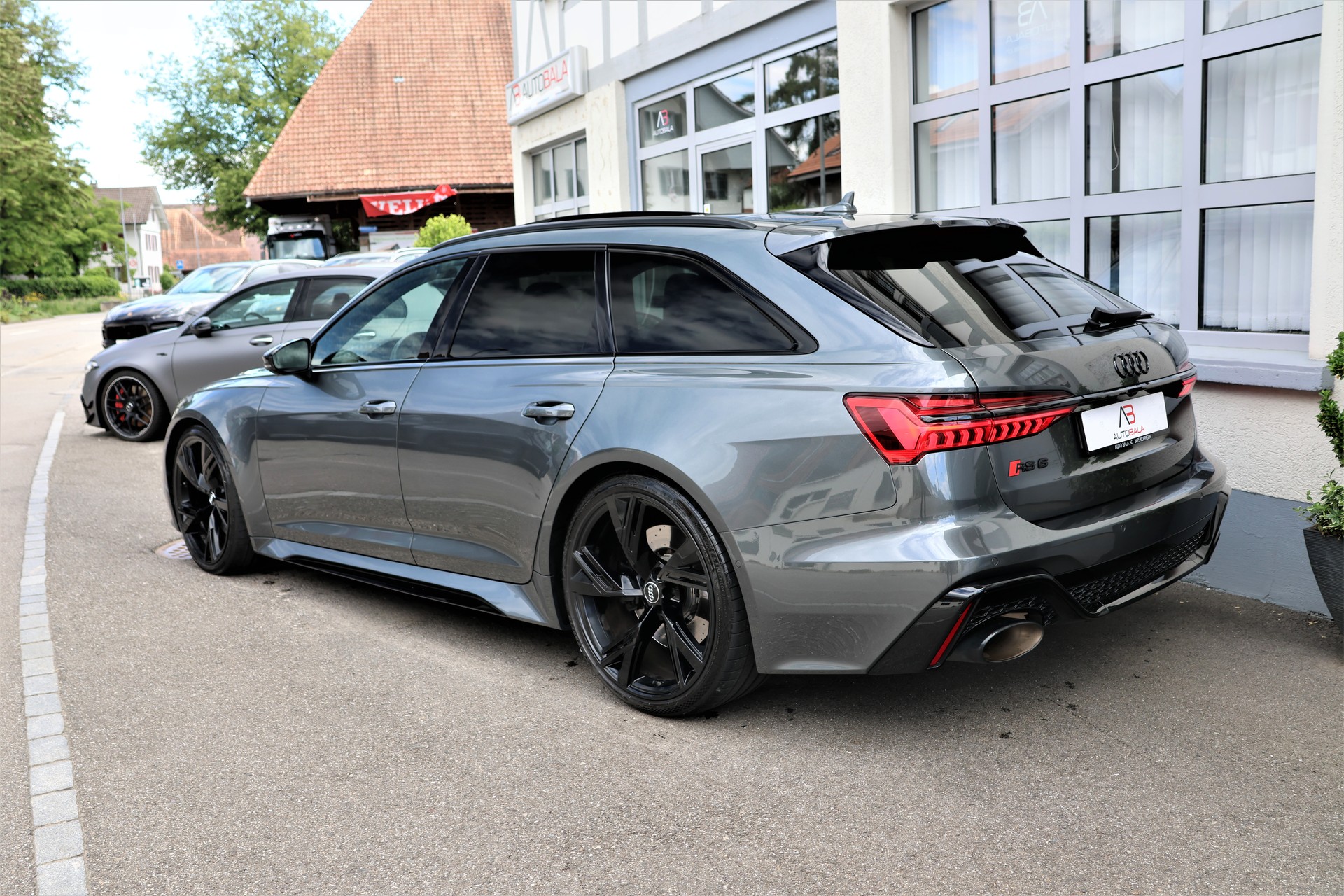 AUDI RS6 Avant 4.0 TFSI V8 quattro (CH)-image-6