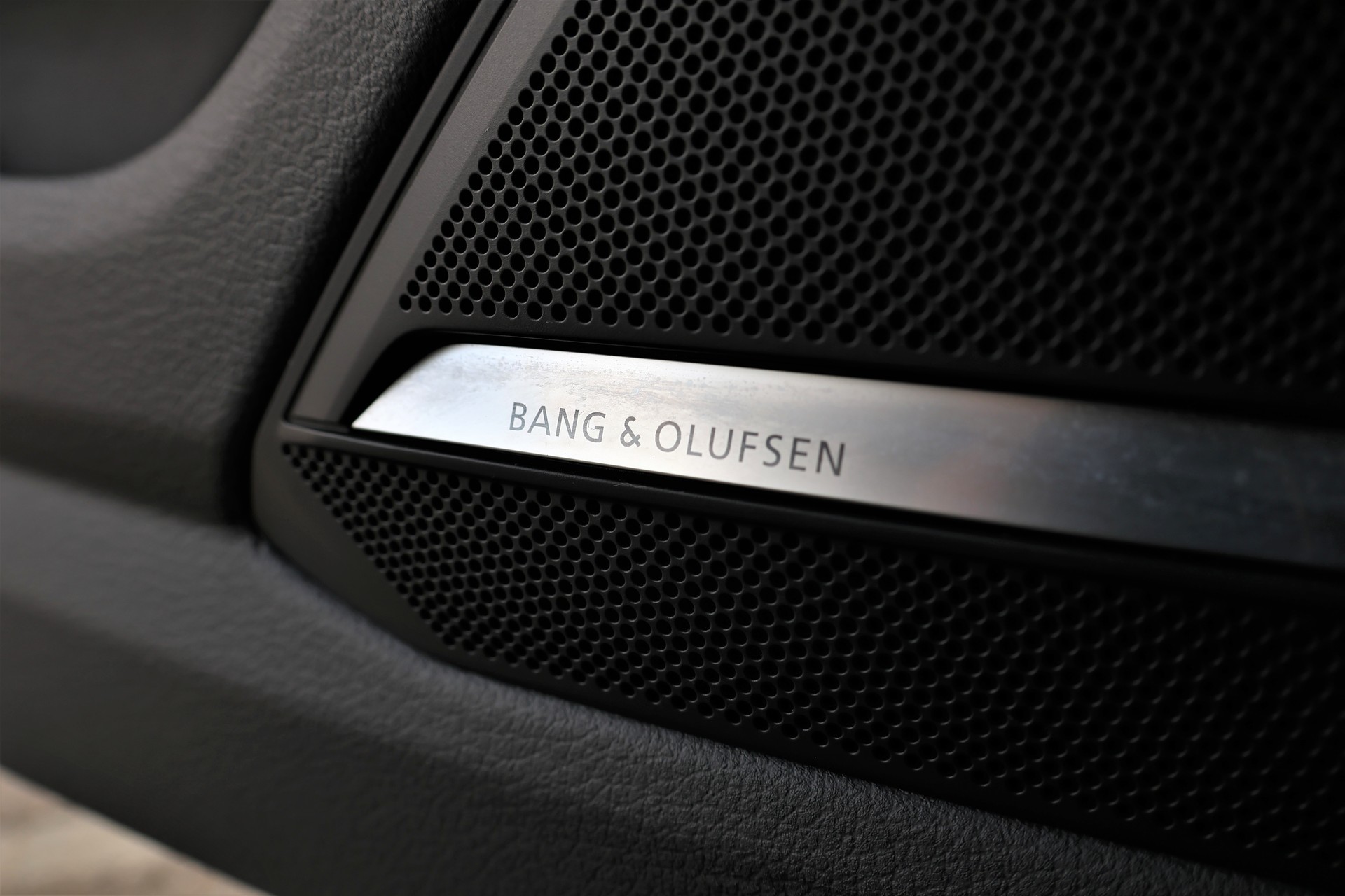 AUDI RS6 Avant 4.0 TFSI V8 quattro (CH)-image-13