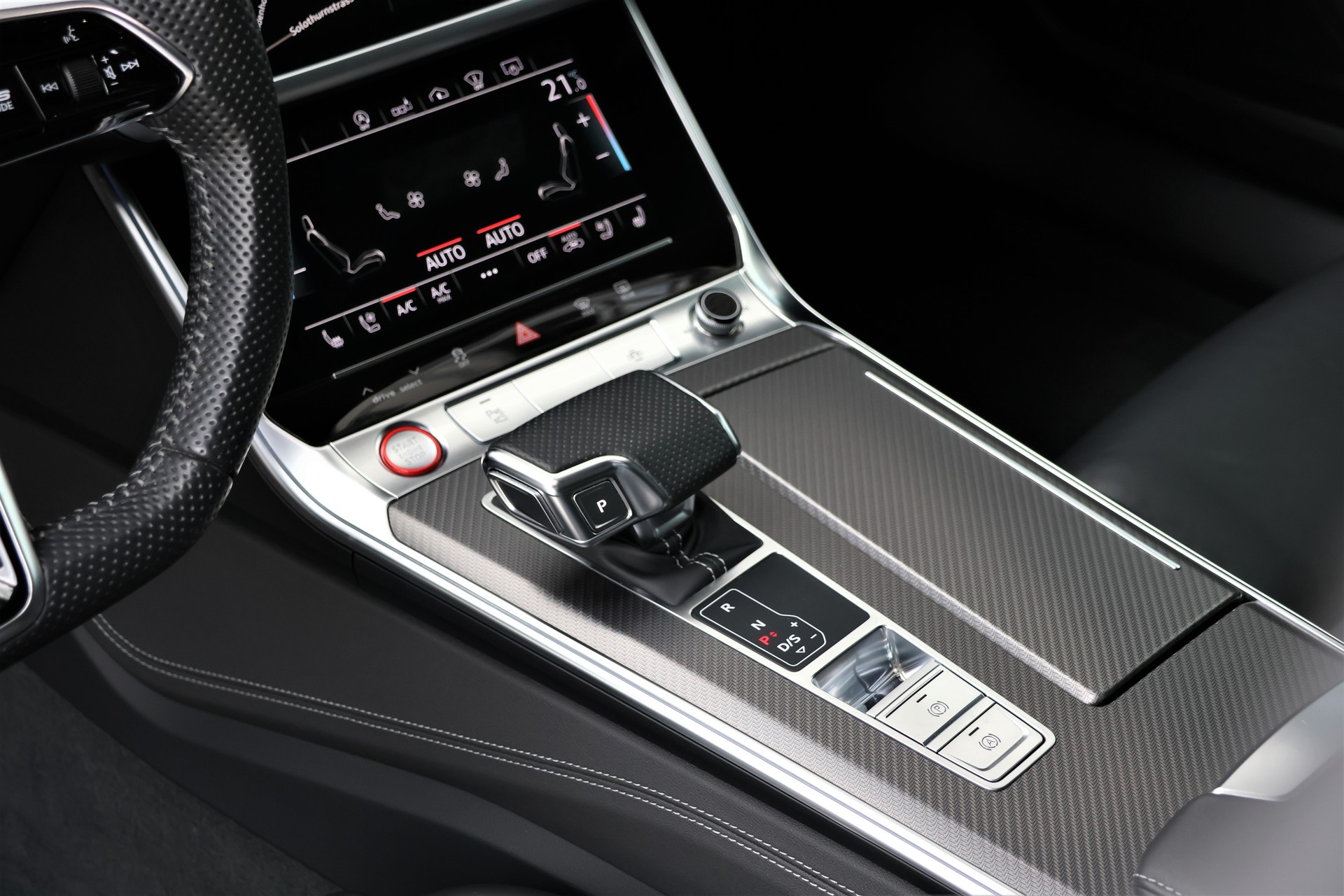 AUDI RS6 Avant 4.0 TFSI V8 quattro (CH)-image-12