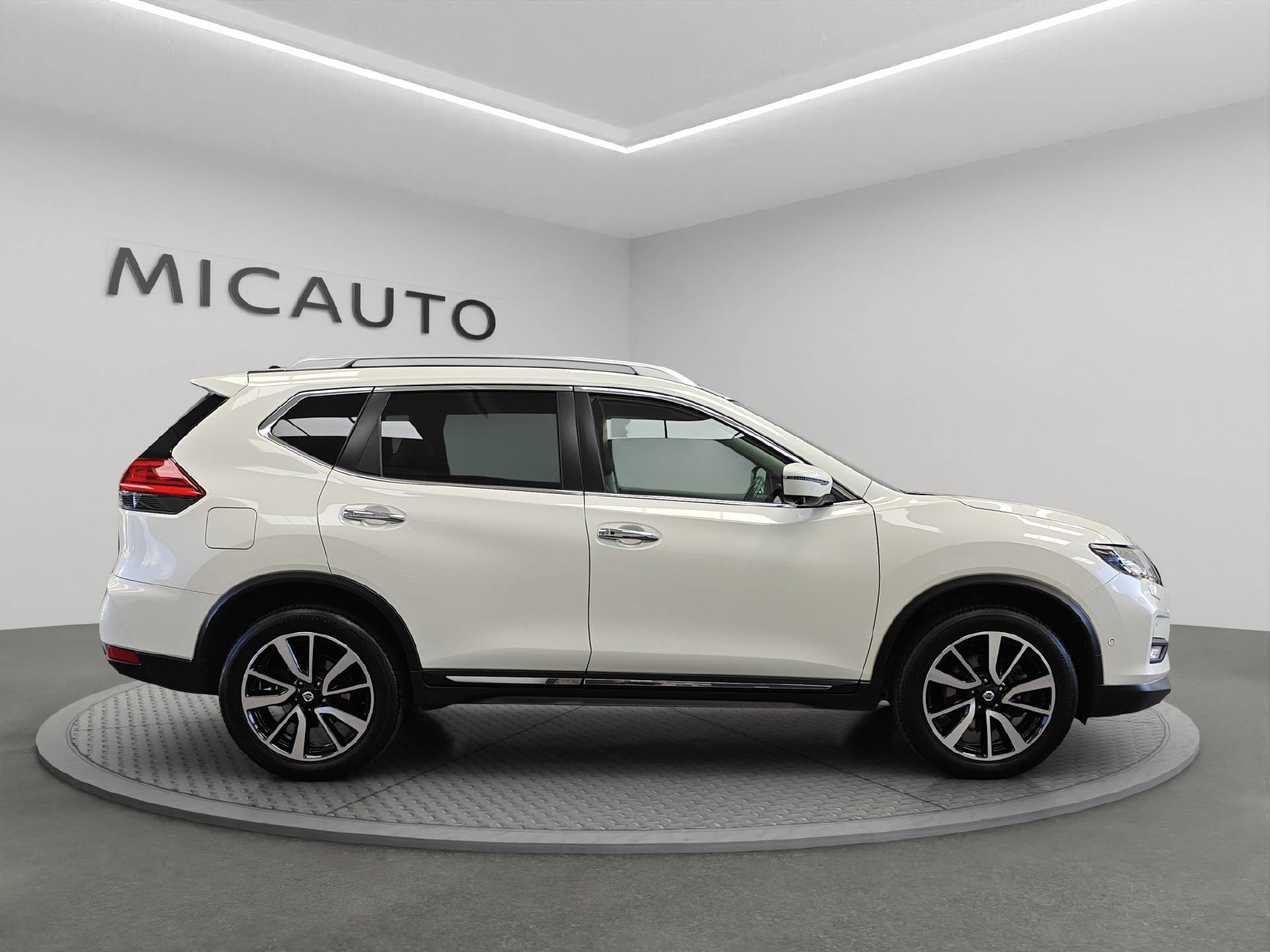 NISSAN X-Trail 2.0 dCi Tekna-image-1