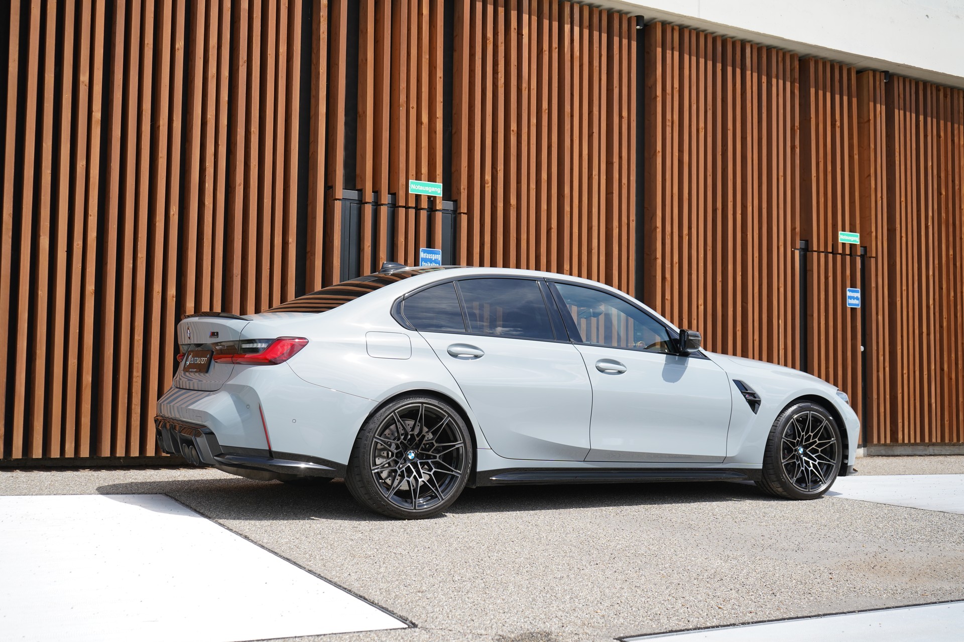 BMW M3 COMPETITION CARBON l 510 PS-image-6