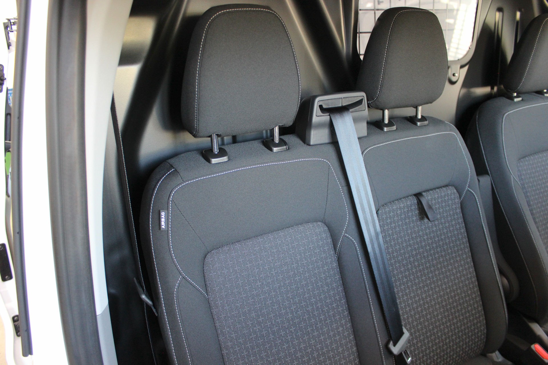 FORD Transit Custom Van 320 L1H1 65kWh Trend 💥 TOP Ausstattung 💥 Inkl. Anhängerkupplung 💥 Lieferung möglich-image-19