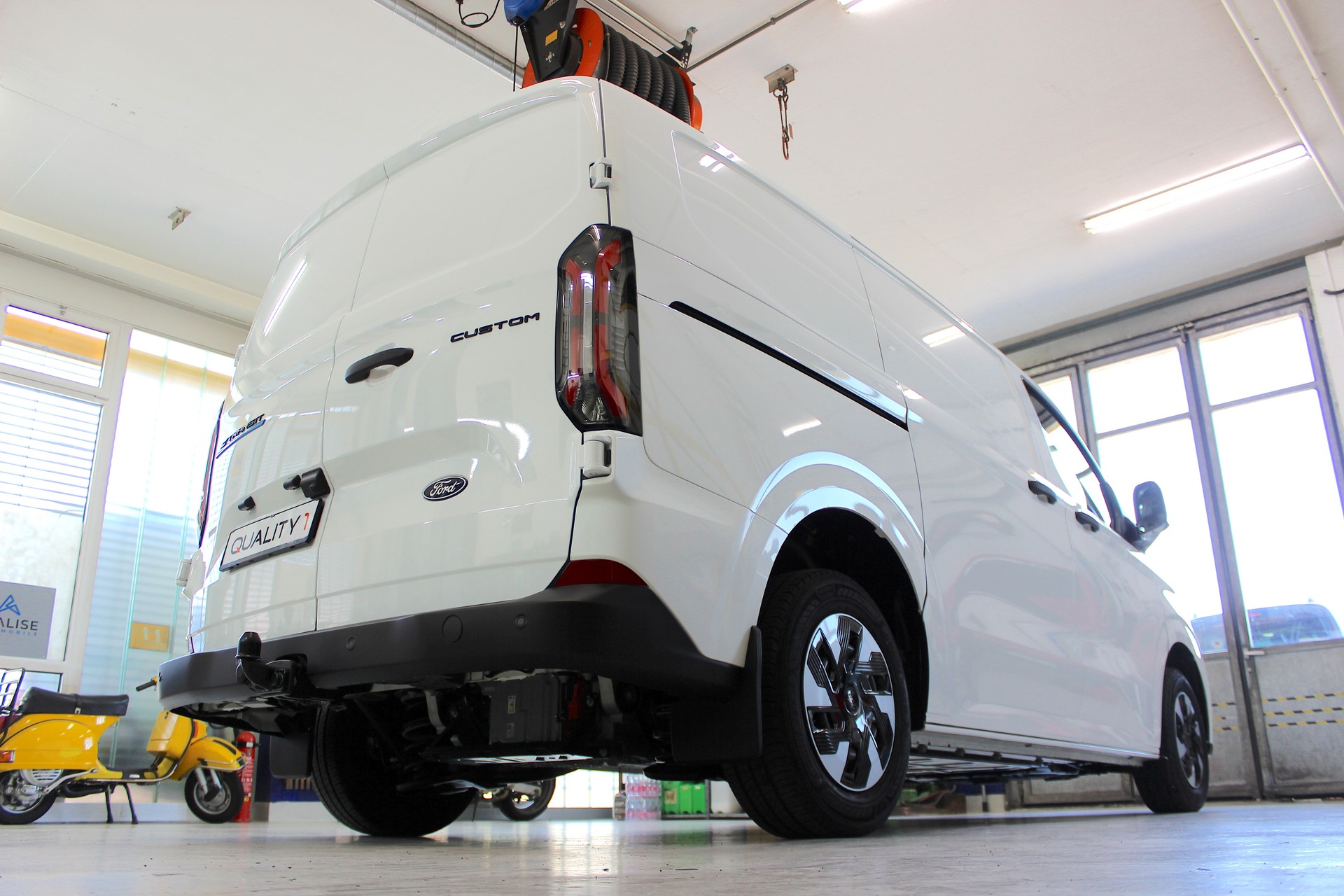 FORD Transit Custom Van 320 L1H1 65kWh Trend 💥 TOP Ausstattung 💥 Inkl. Anhängerkupplung 💥 Lieferung möglich-image-5
