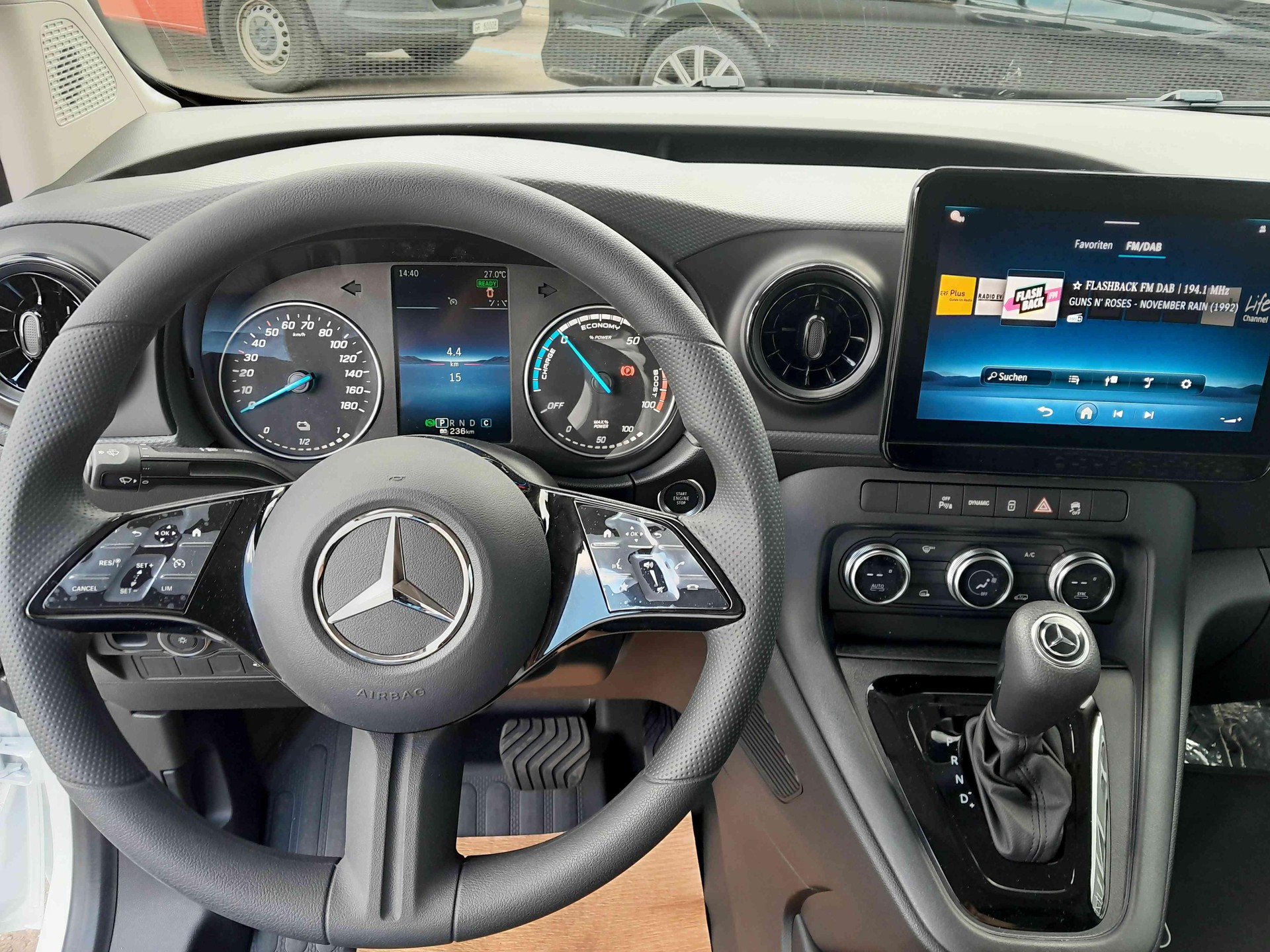 MERCEDES-BENZ eCitan S FWD Worker-image-10