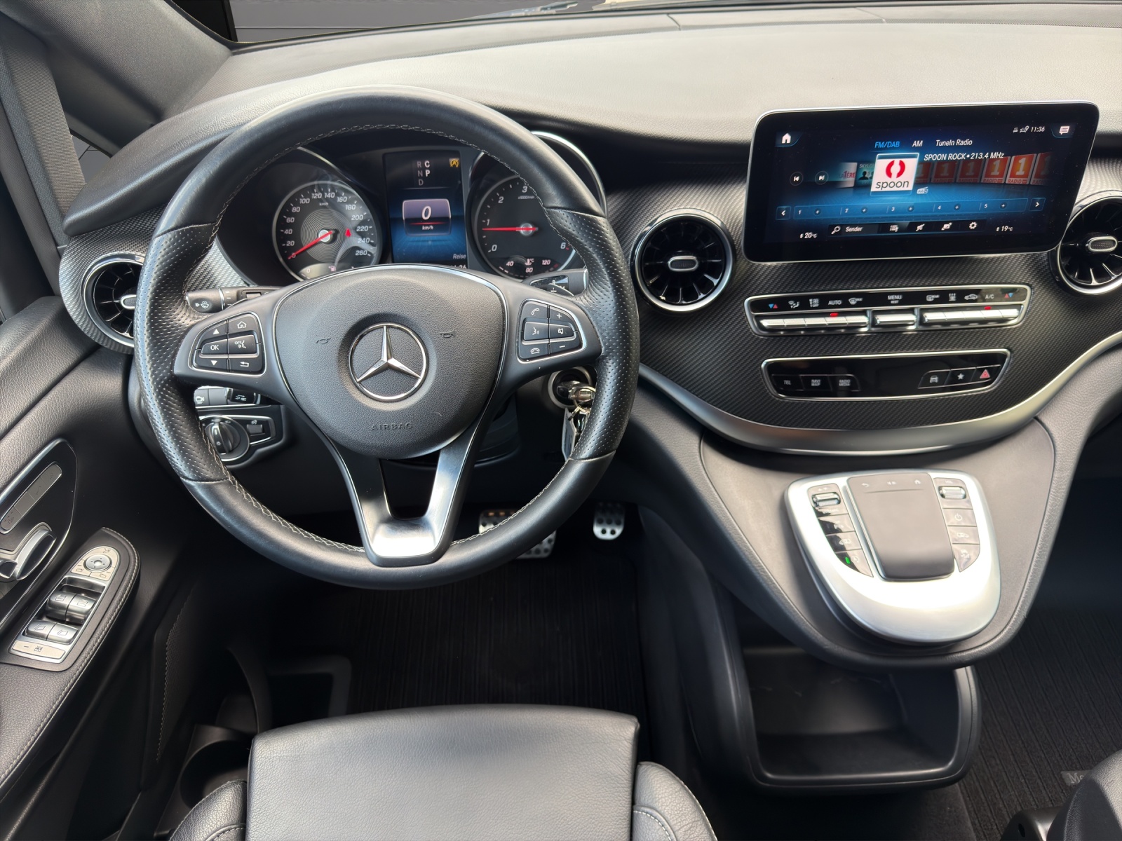 Image MERCEDES-BENZ V-250 V 250 d EL 4Matic