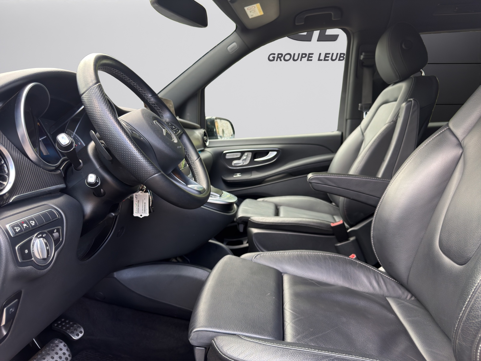 Image MERCEDES-BENZ V-250 V 250 d EL 4Matic