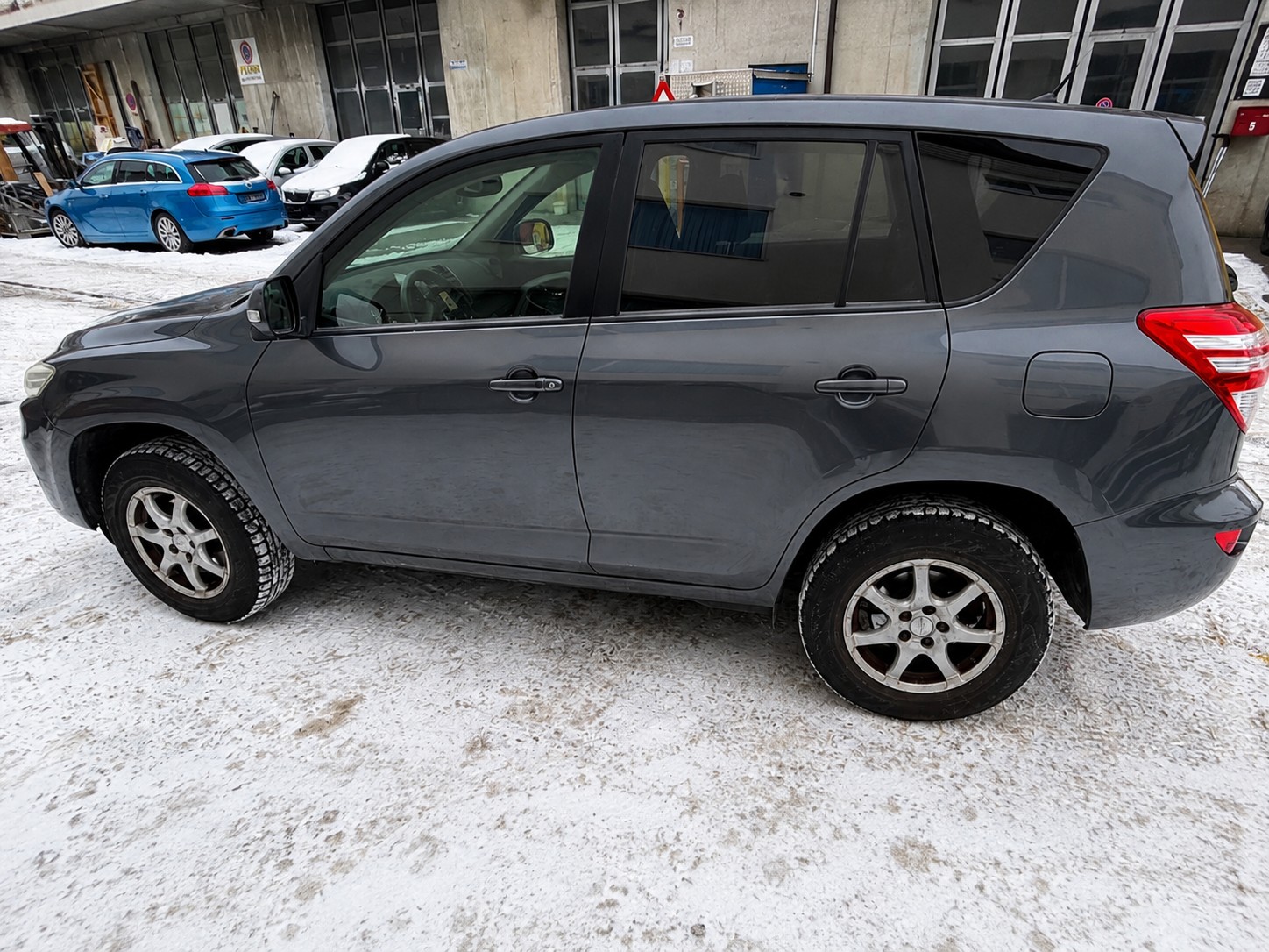 TOYOTA 2.2 D-4D 150 Style-image-1