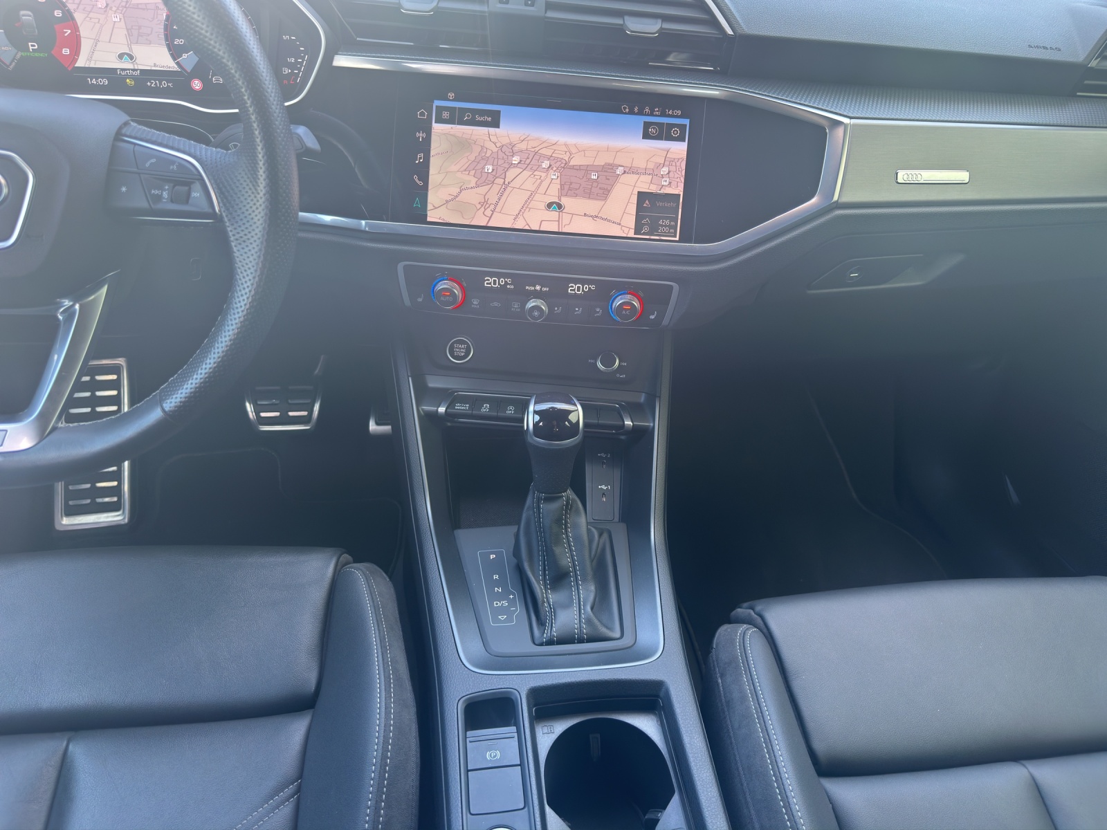 AUDI Q3 Sportback 35 TFSI S line Attraction S-tronic-image-11