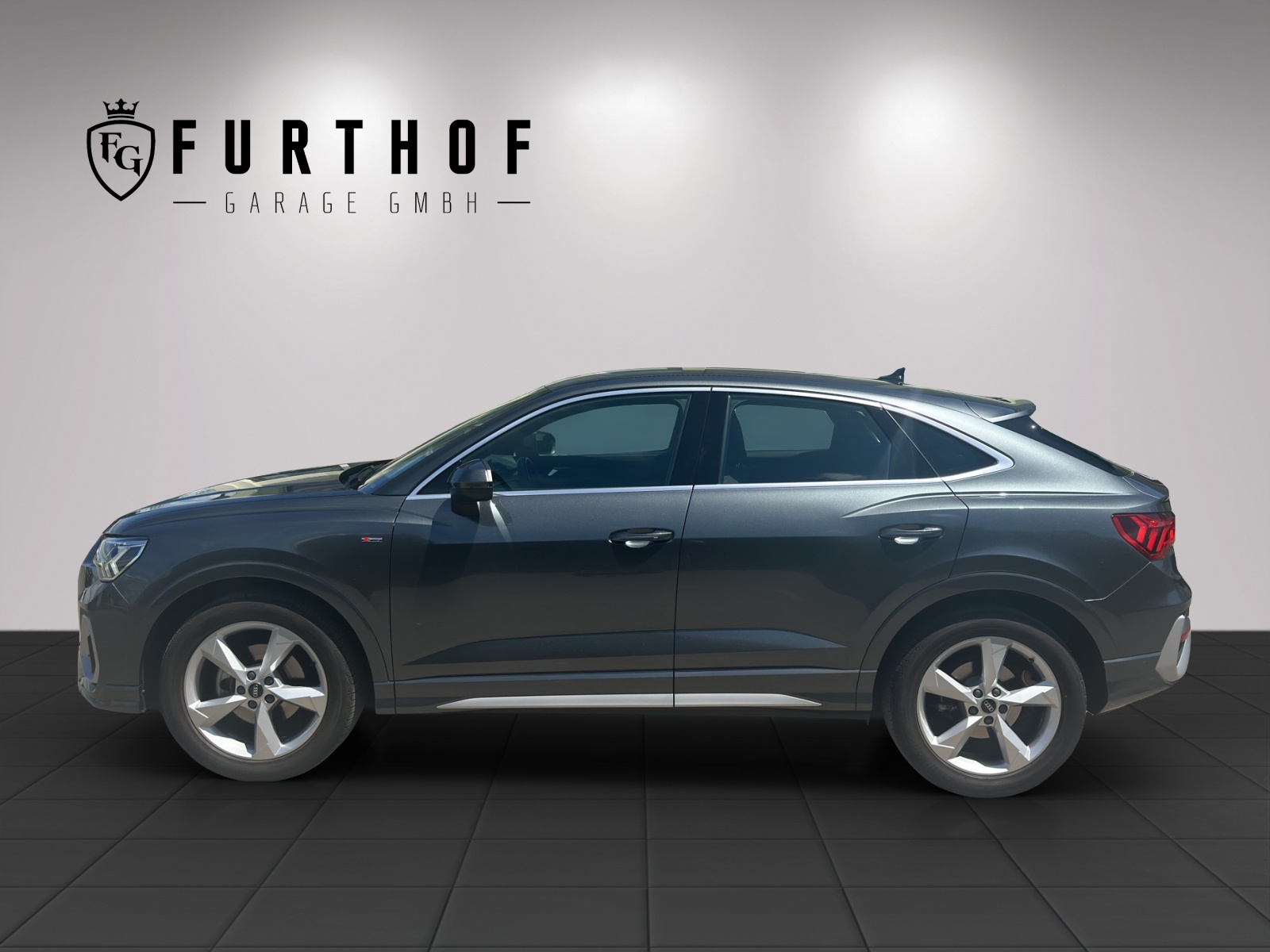 AUDI Q3 Sportback 35 TFSI S line Attraction S-tronic-image-2