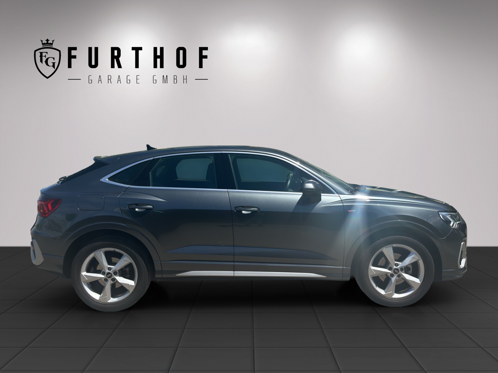 AUDI Q3 Sportback 35 TFSI S line Attraction S-tronic-image-3