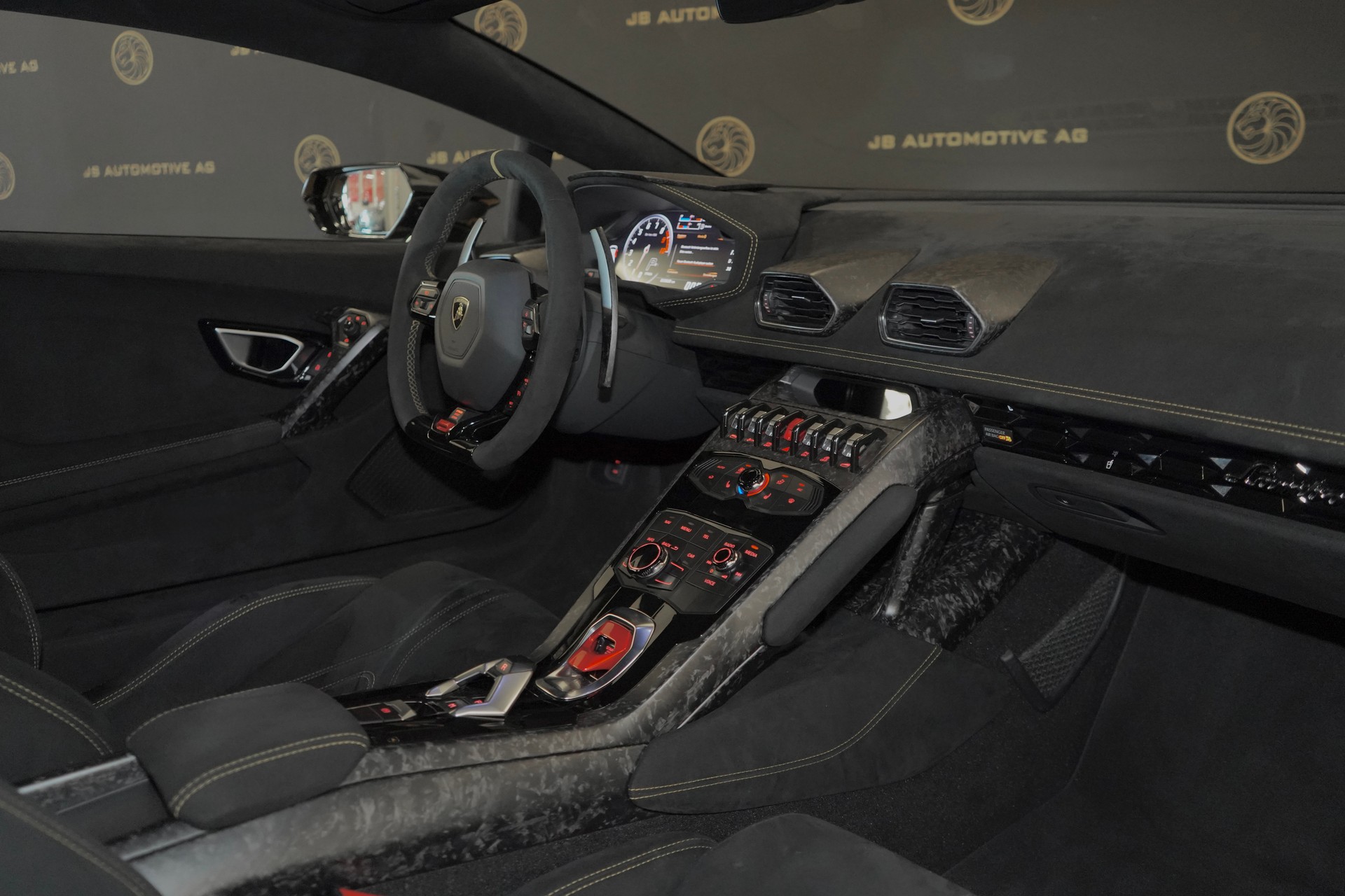 LAMBORGHINI Huracan LP640-4 Coupé Performante DCT-image-3