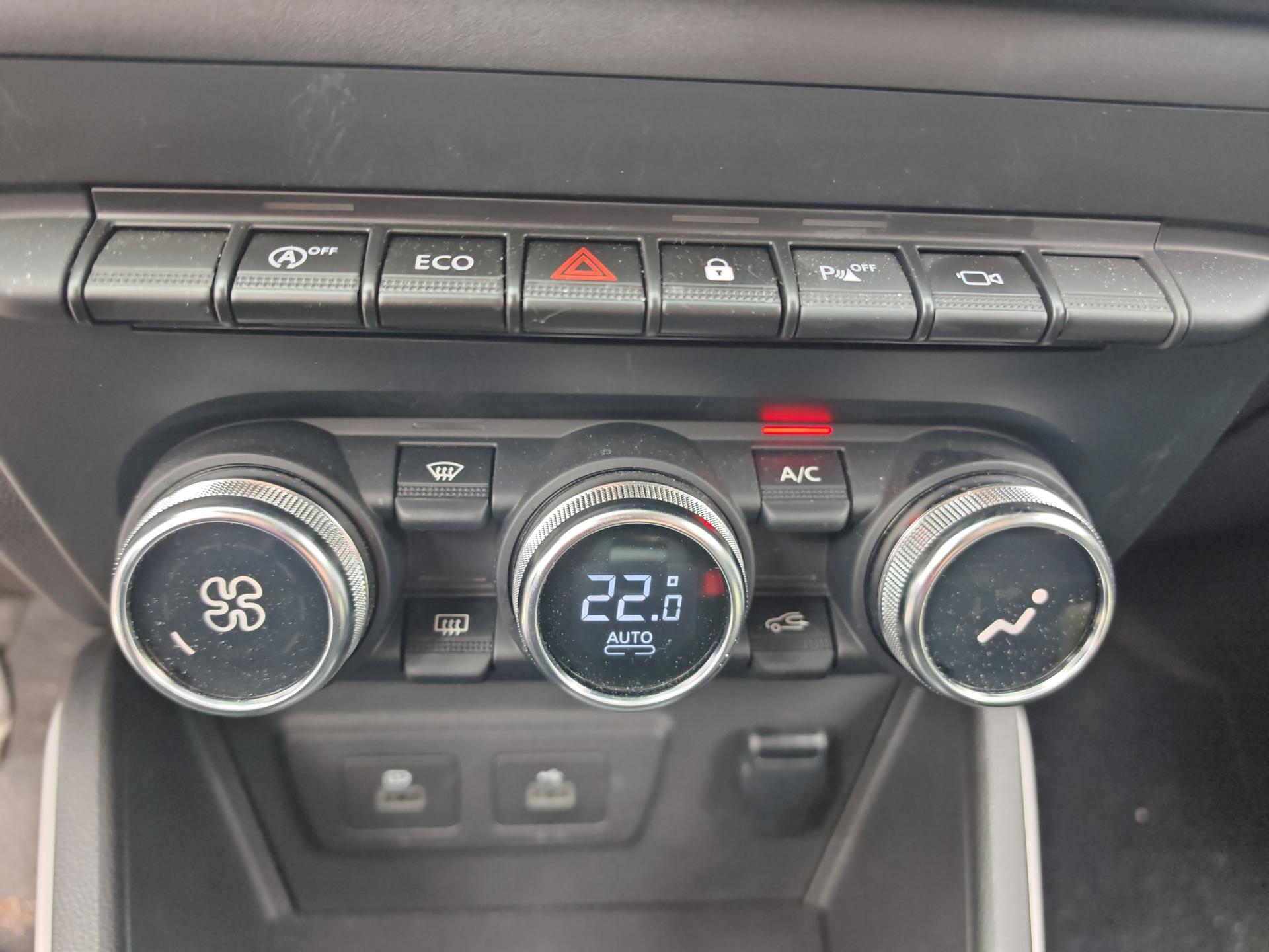 DACIA Duster TCe 150 Prestige EDC 4x2-image-19