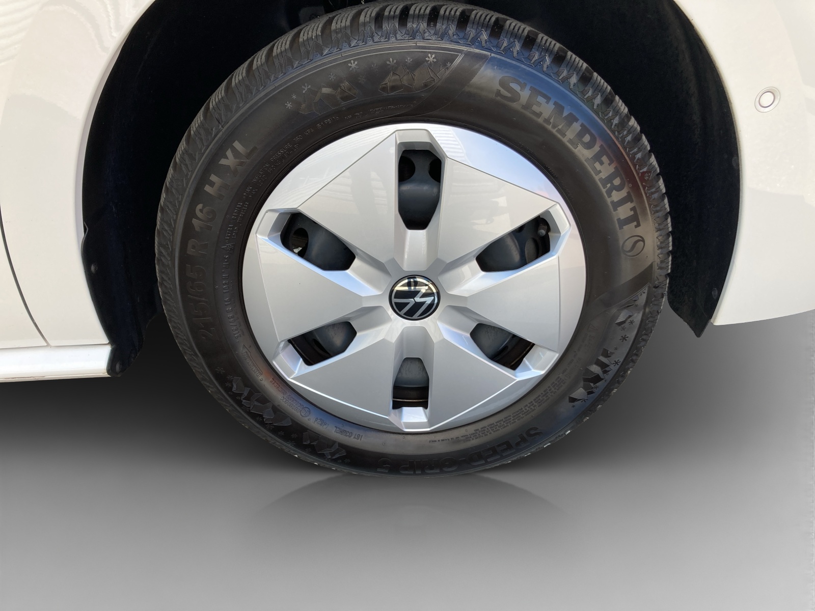 VW California 2.0 TDI Beach Tour-image-15