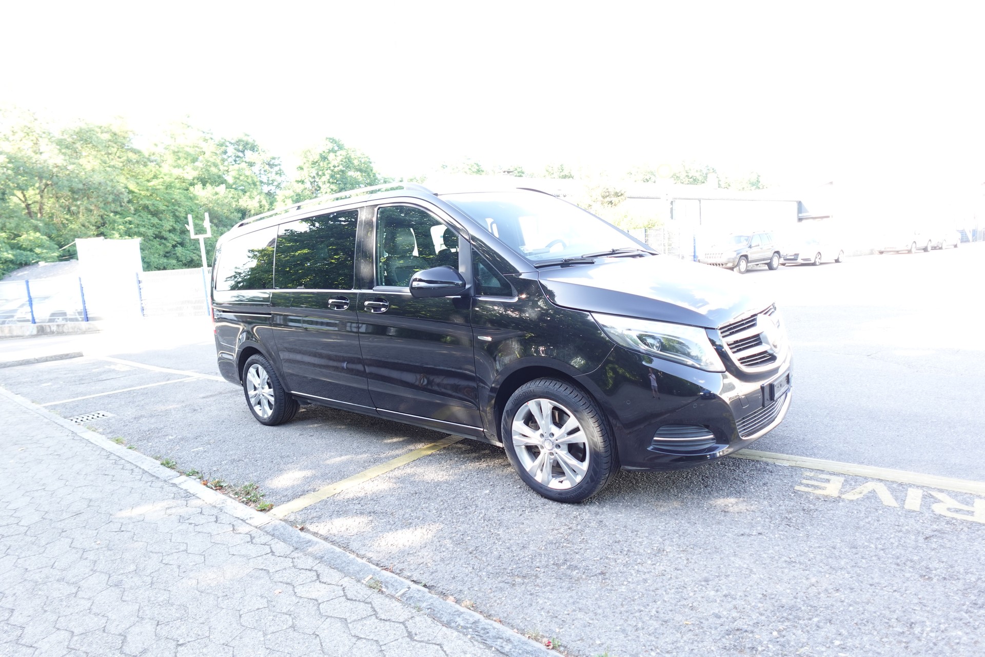 MERCEDES-BENZ V 250 d lang 4Matic 7G-Tronic-image-0