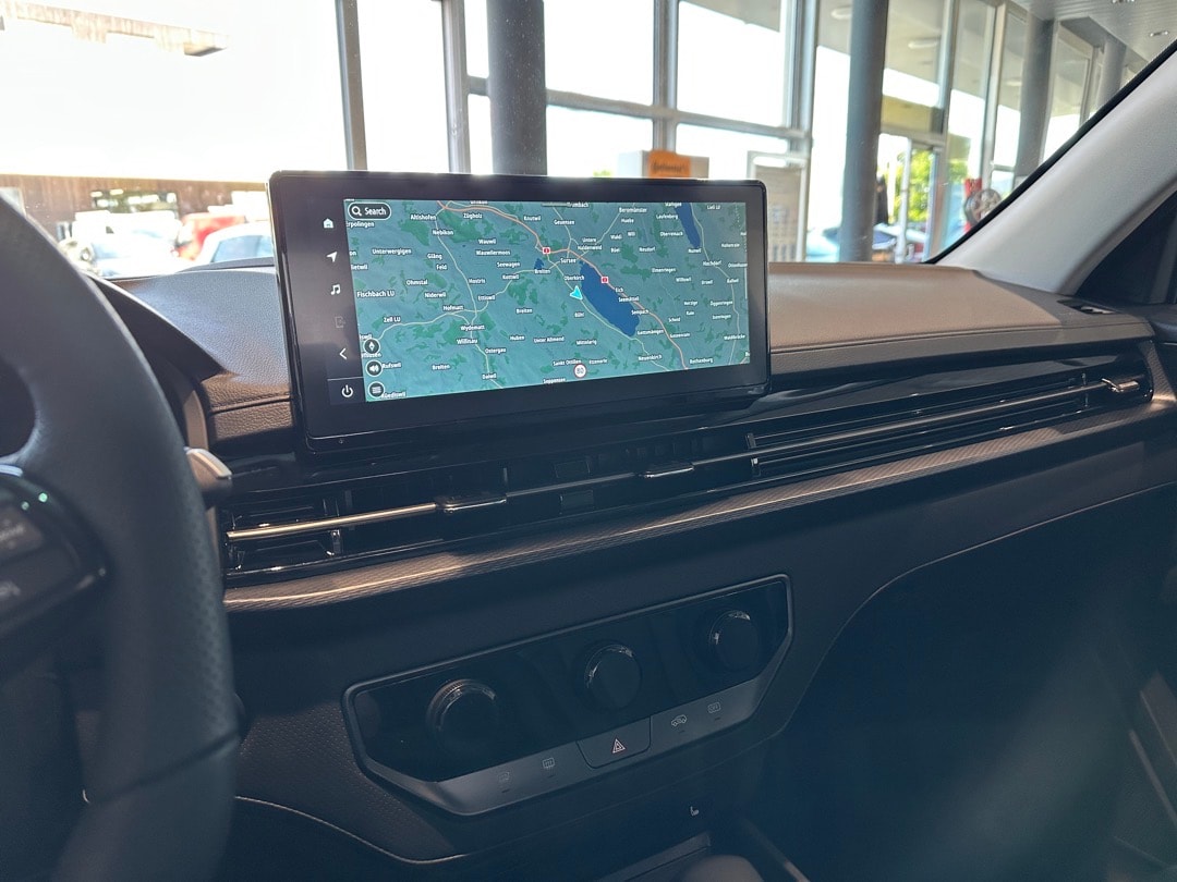 KGM-SsangYong Musso 2.2 Titanium 4WD A-image-12