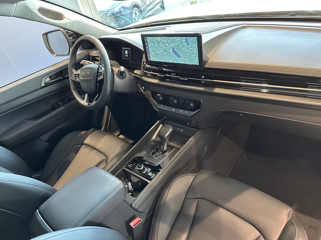 KGM-SsangYong Musso 2.2 Titanium 4WD A-image-9